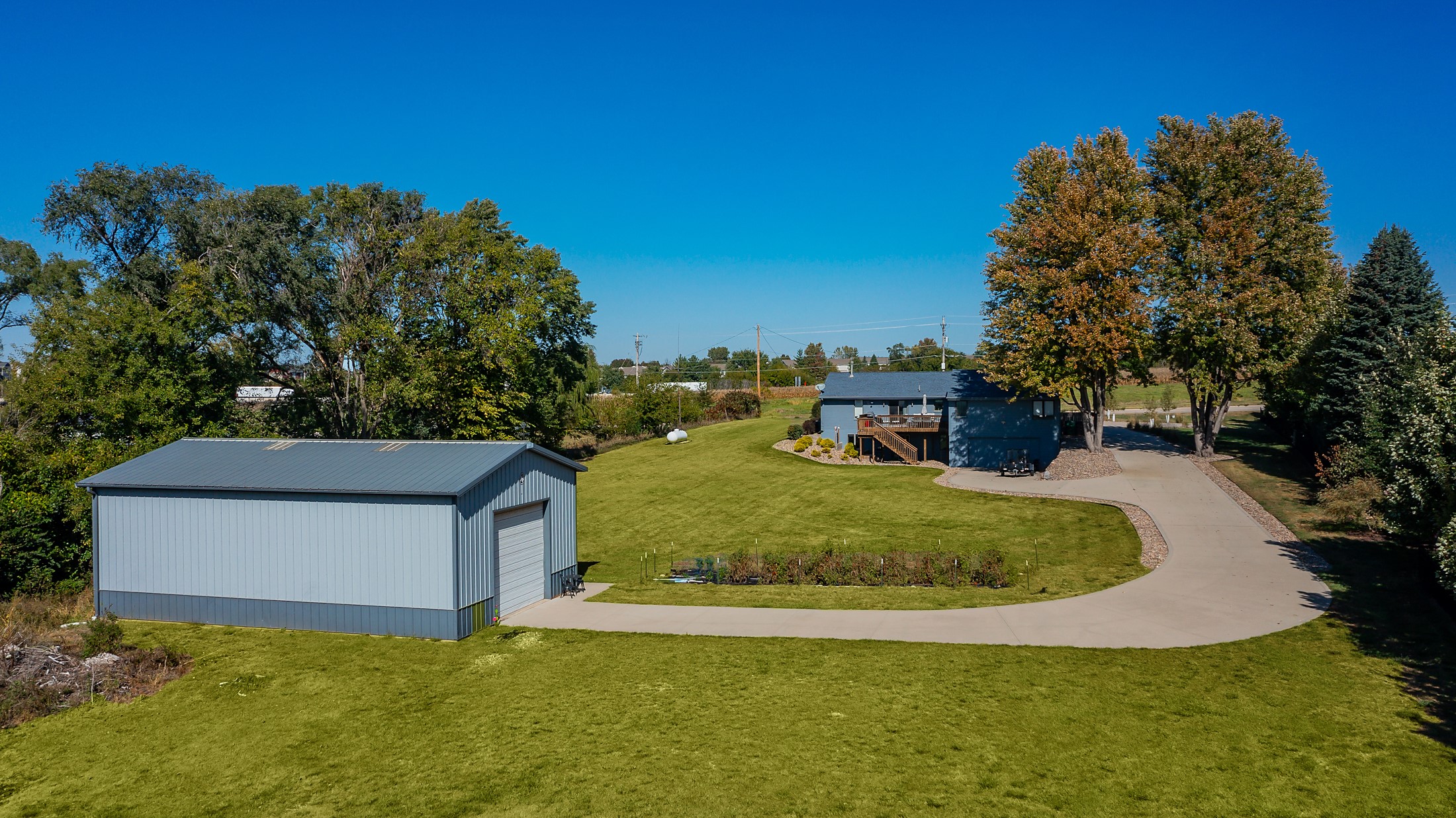8580 Ashworth Road Property Photo 14
