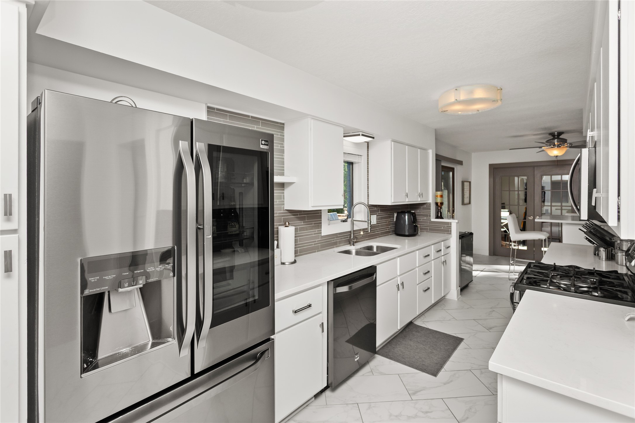 8580 Ashworth Road Property Photo 18