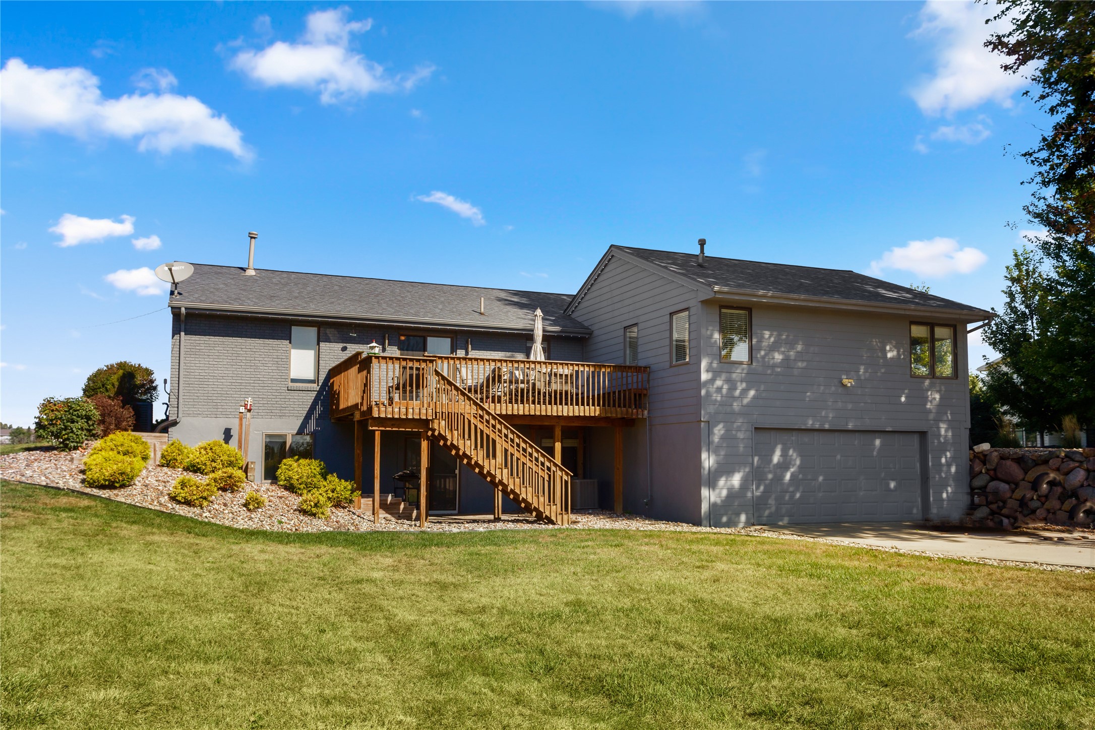 8580 Ashworth Road Property Photo 32