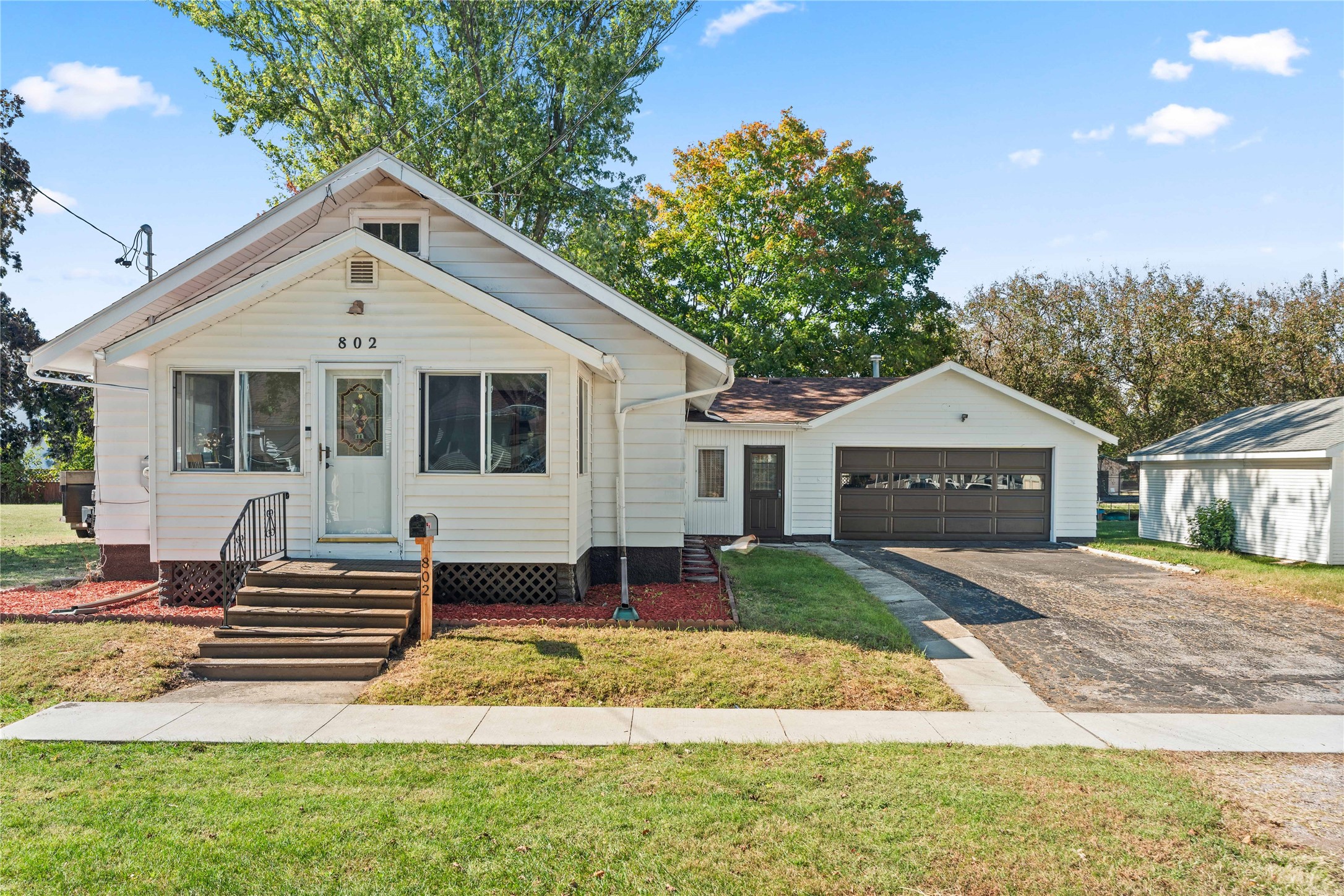 802 S State Street Property Photo 1