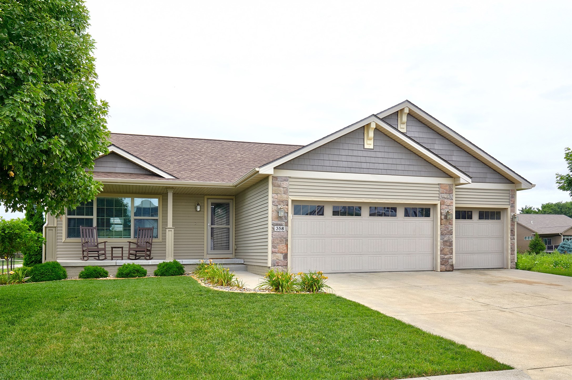 358 S 85th Street Property Photo 1