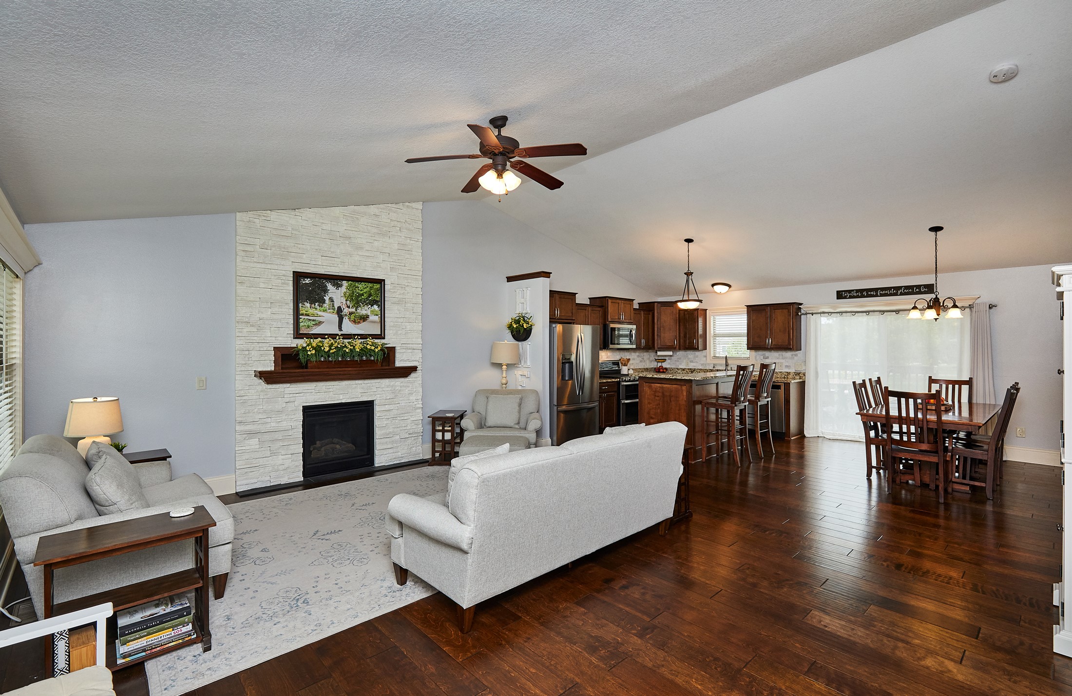358 S 85th Street Property Photo 5