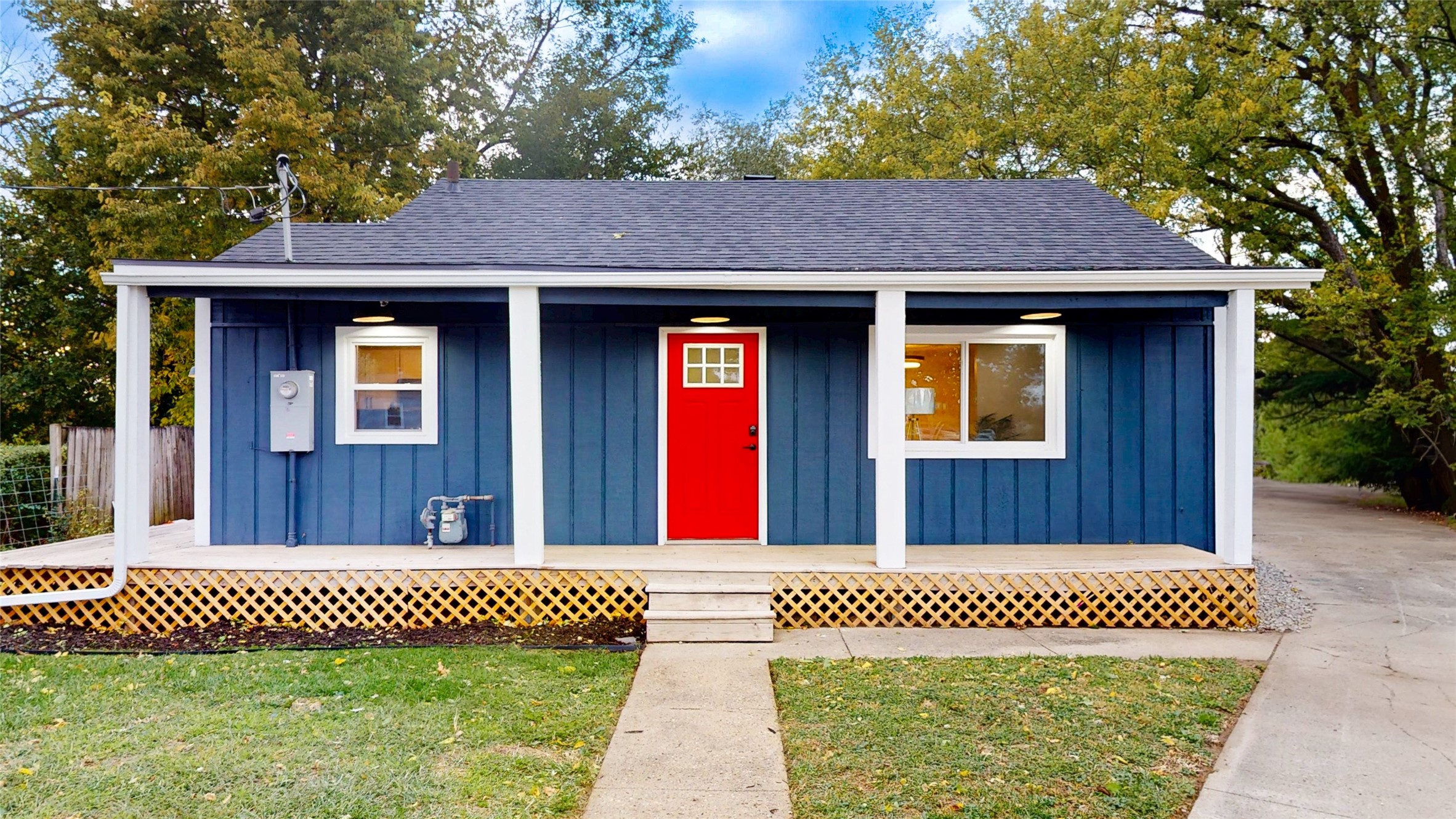 549 W 10th Street N Property Photo 1