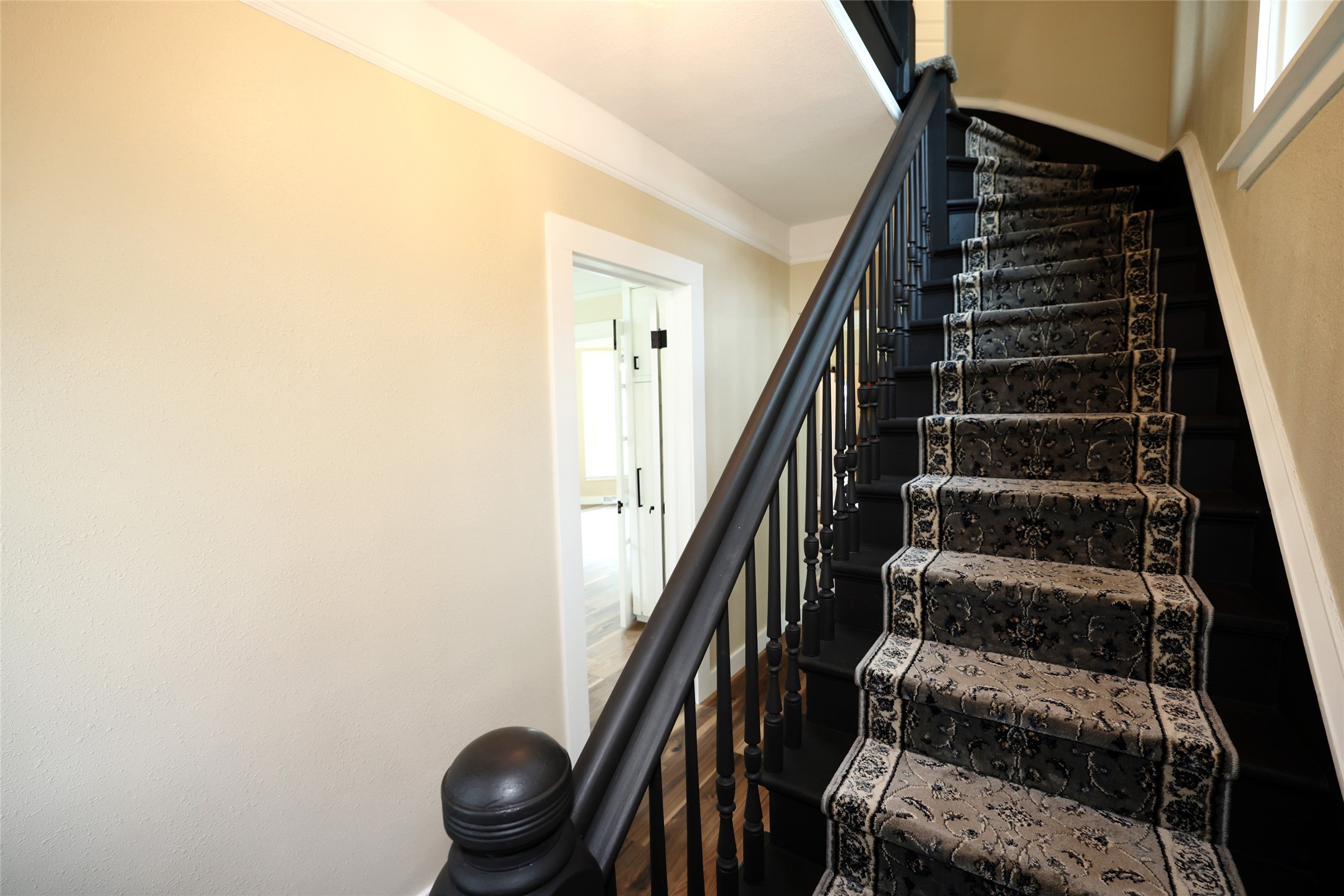 203 S Boone Street Property Photo 6