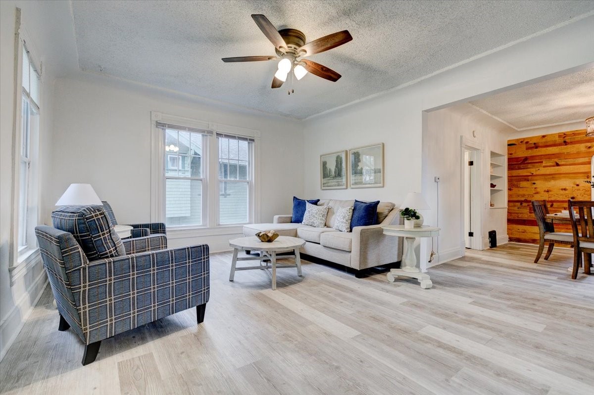 812 Euclid Avenue Property Photo 3