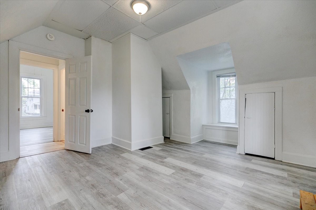 812 Euclid Avenue Property Photo 18