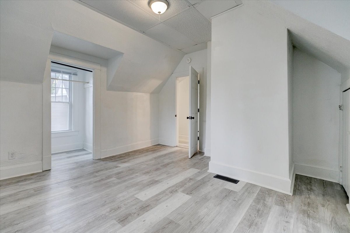 812 Euclid Avenue Property Photo 19