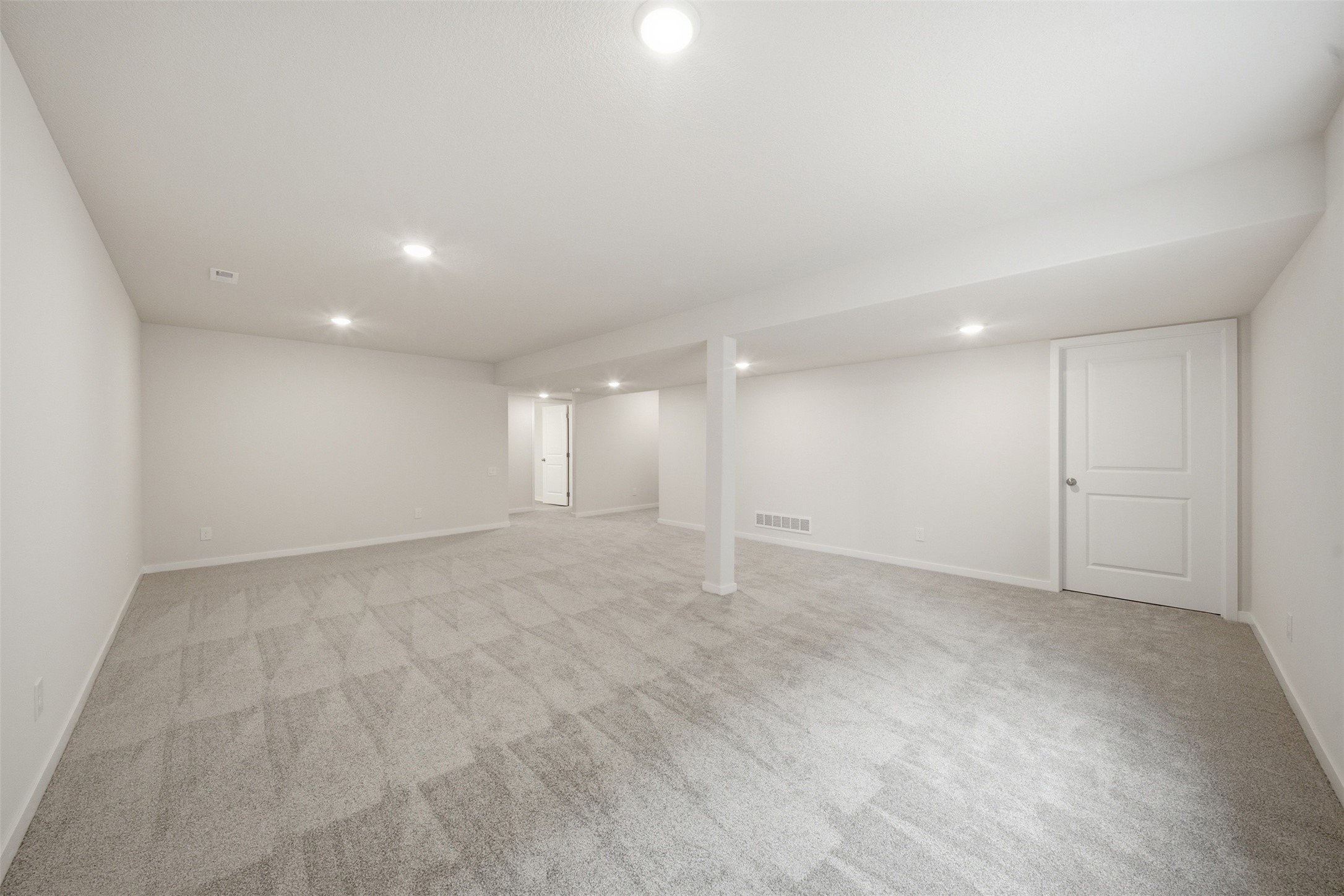 1000 Commons Court Property Photo 19