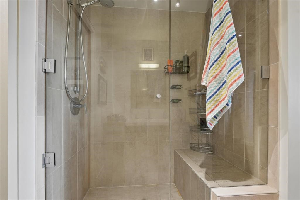 112 11th Street 503 Property Photo 12