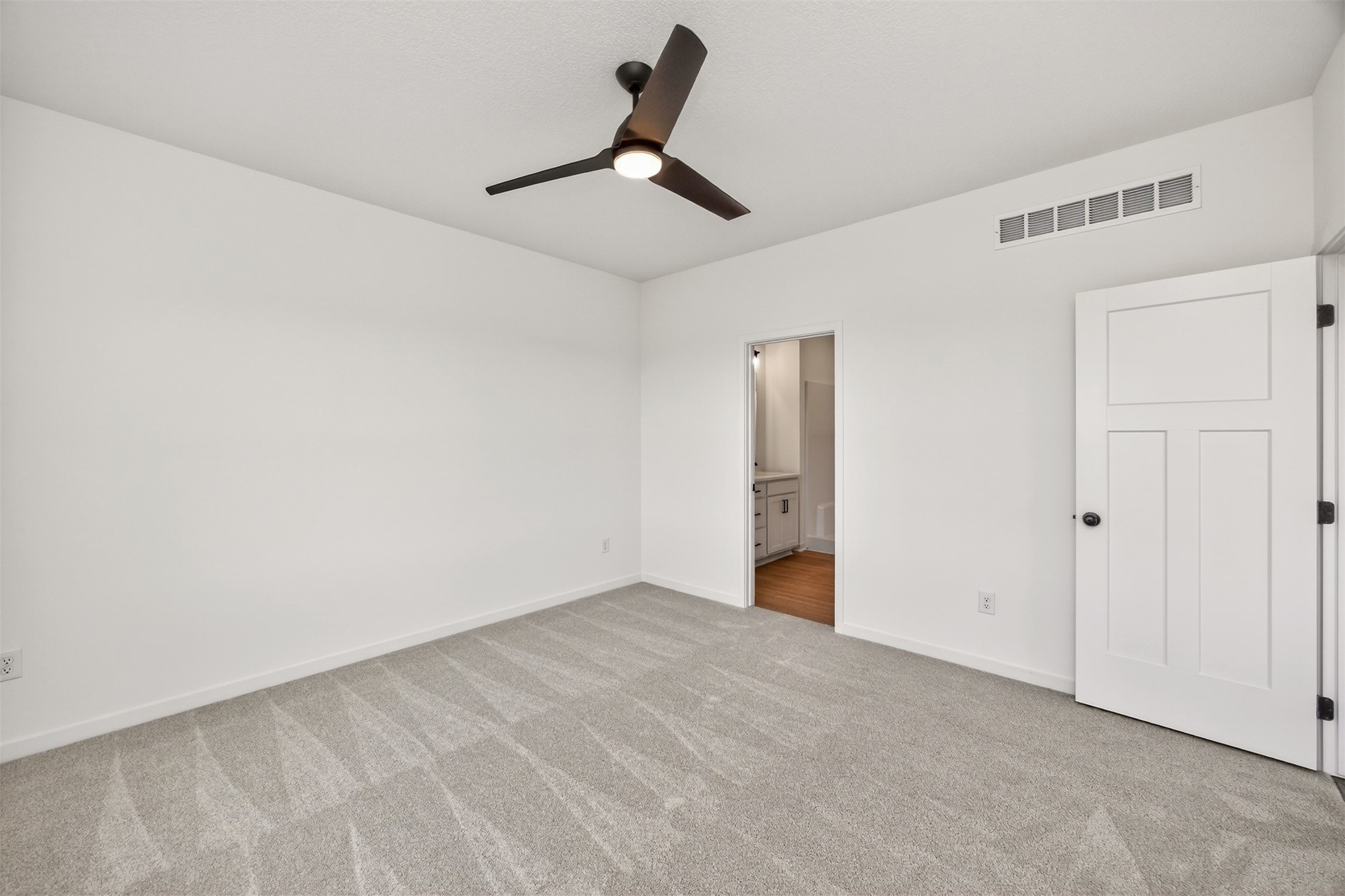 1085 Nw Macarthur Lane Property Photo 15