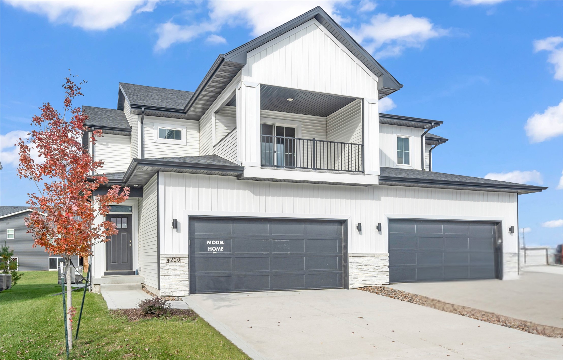 4220 Ne Timber Lane Property Photo 1