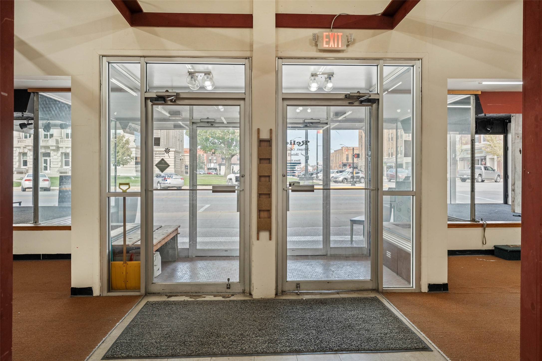 103 1st Avenue W Property Photo 6
