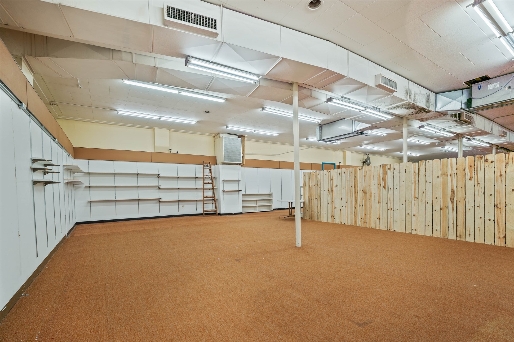 103 1st Avenue W Property Photo 32