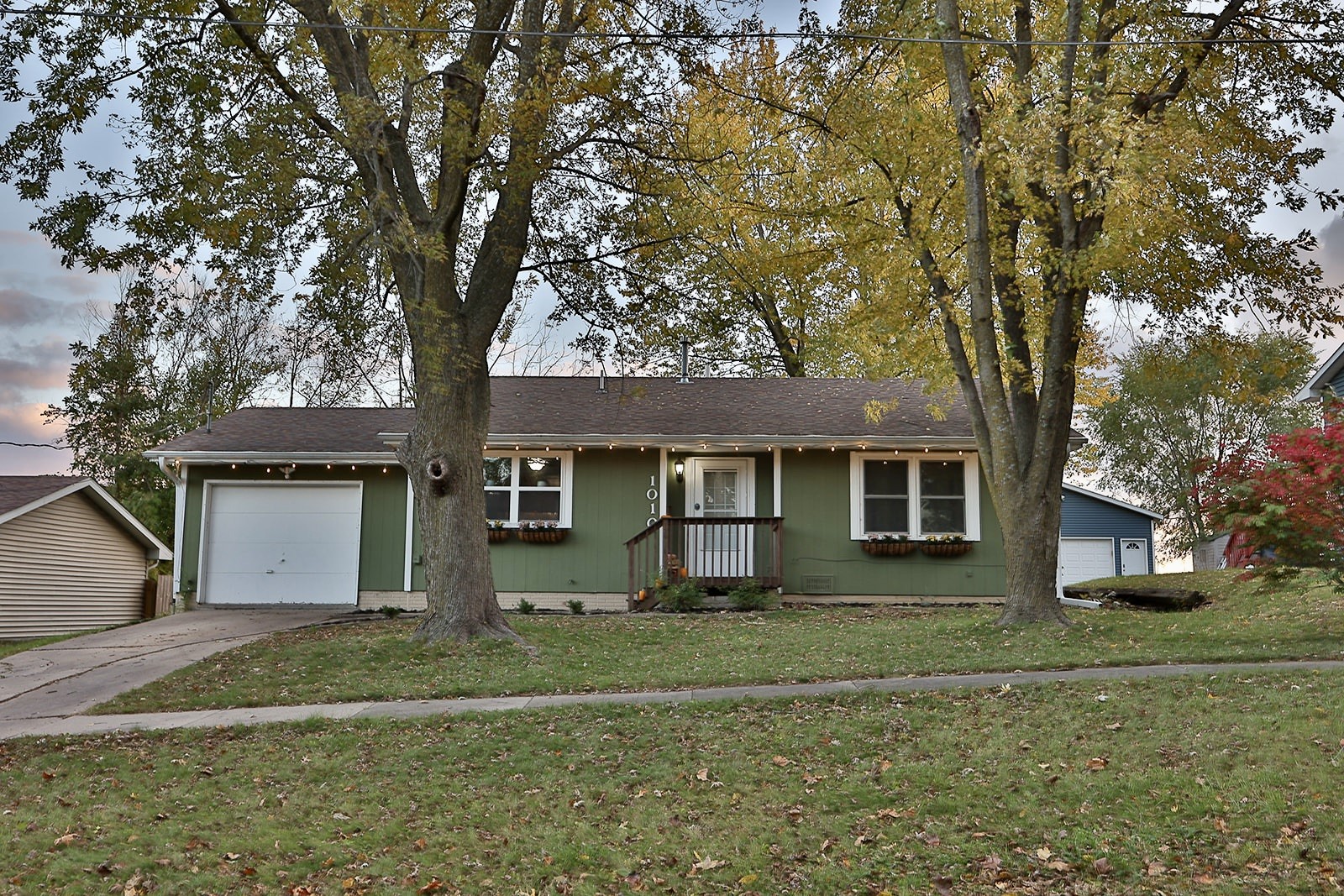 1010 E Washington Street Property Photo 1