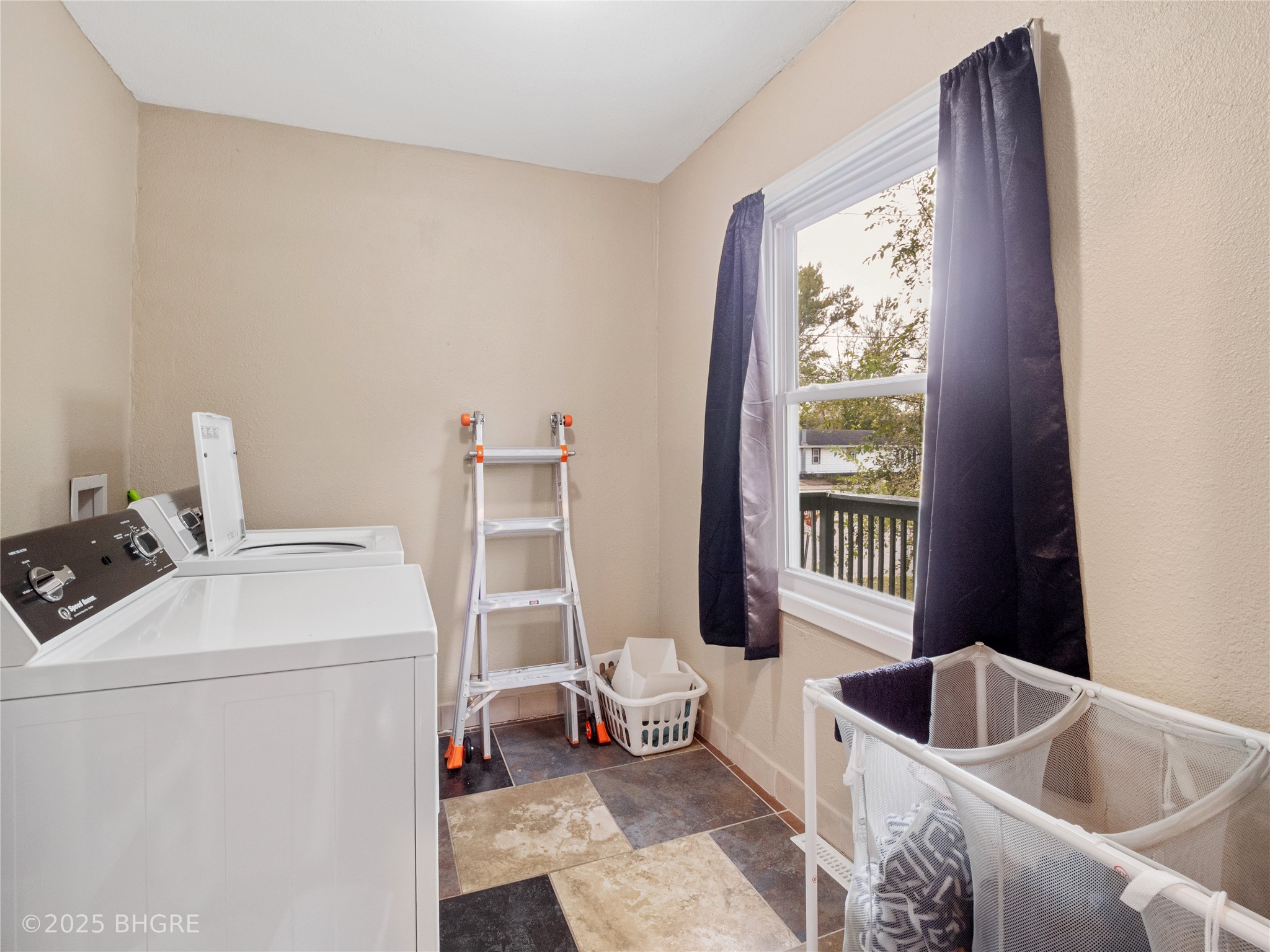 216 2nd Street Sw Property Photo 16