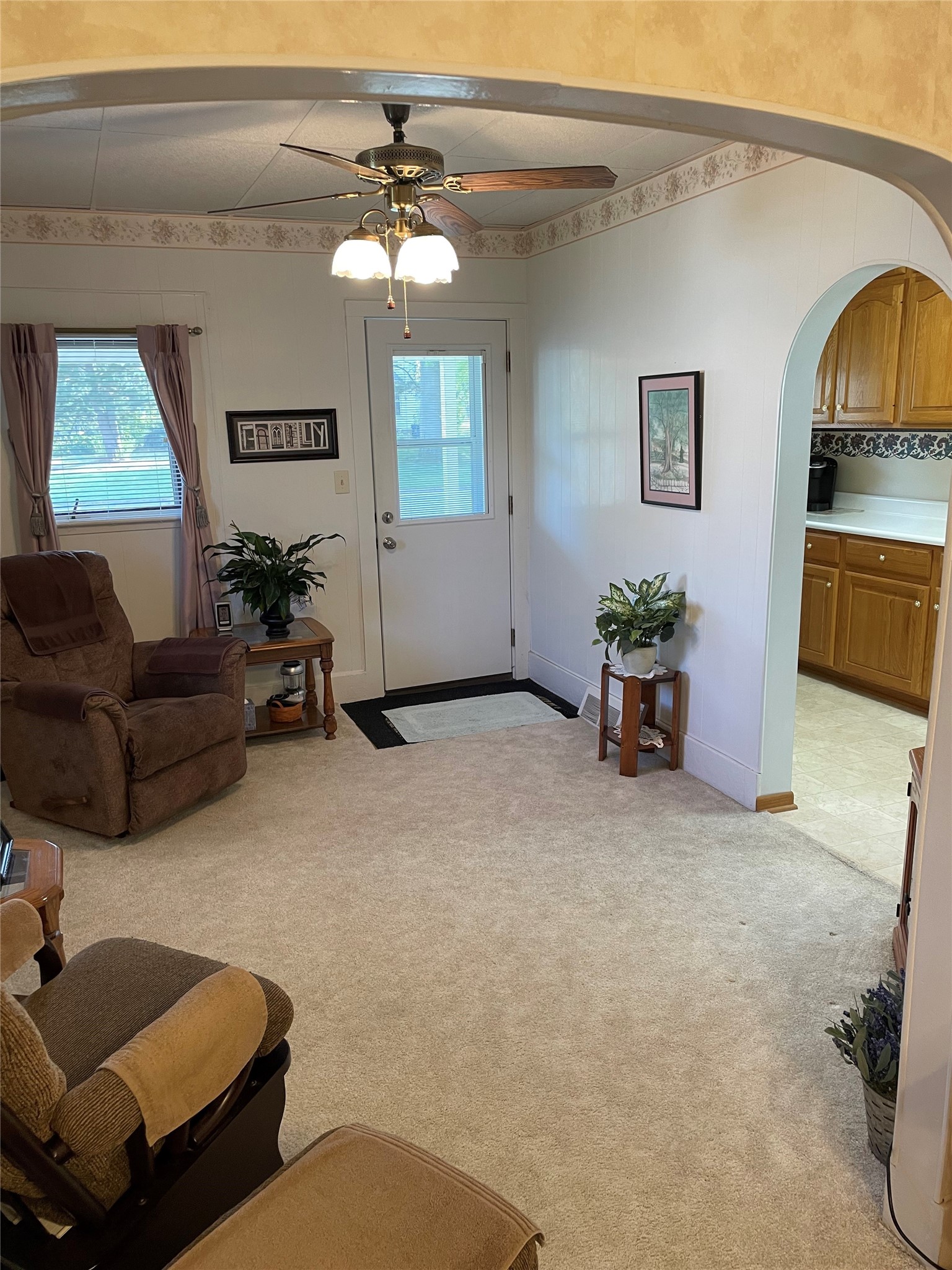 329 Broad Street Property Photo 4