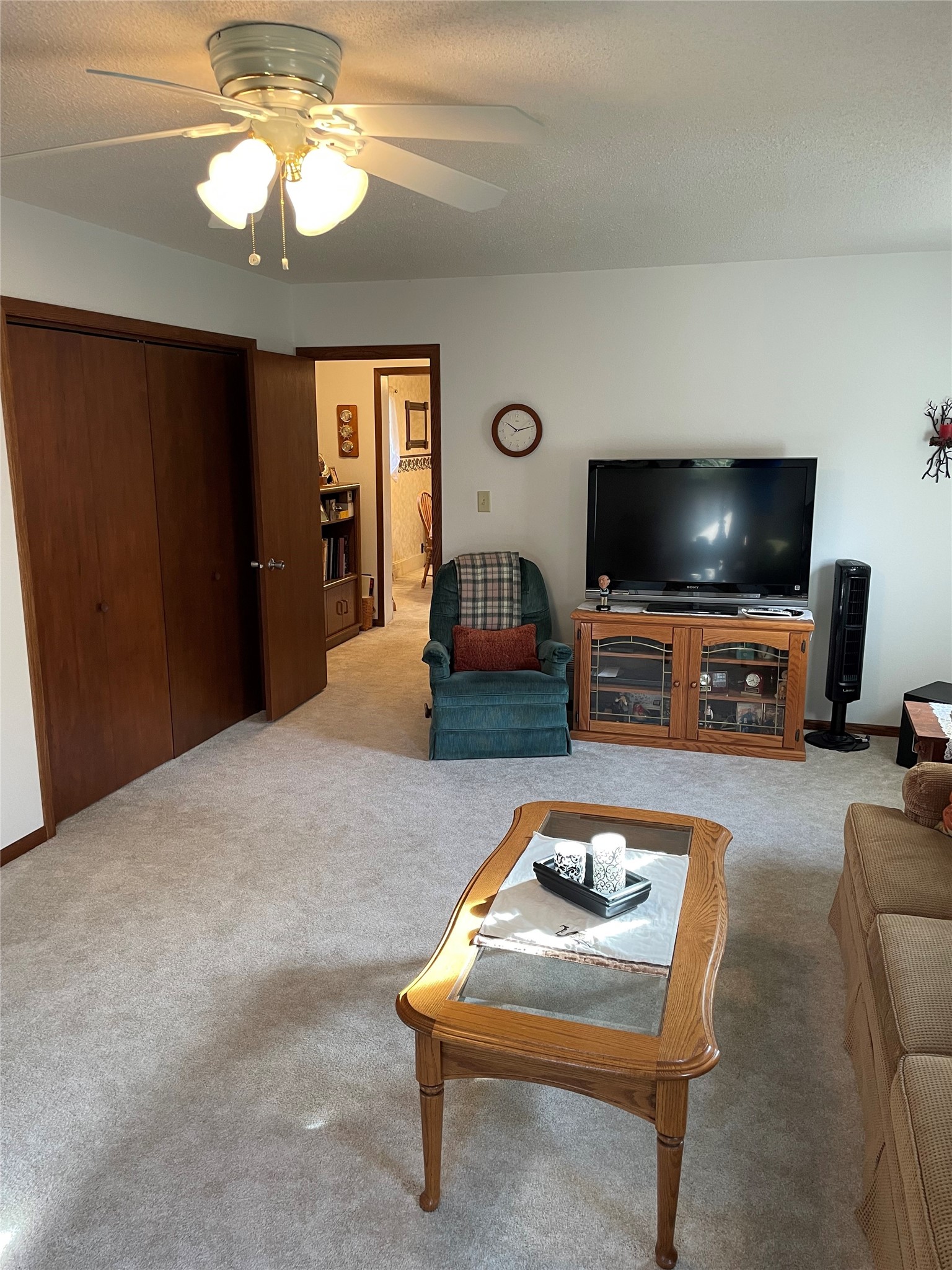 329 Broad Street Property Photo 8