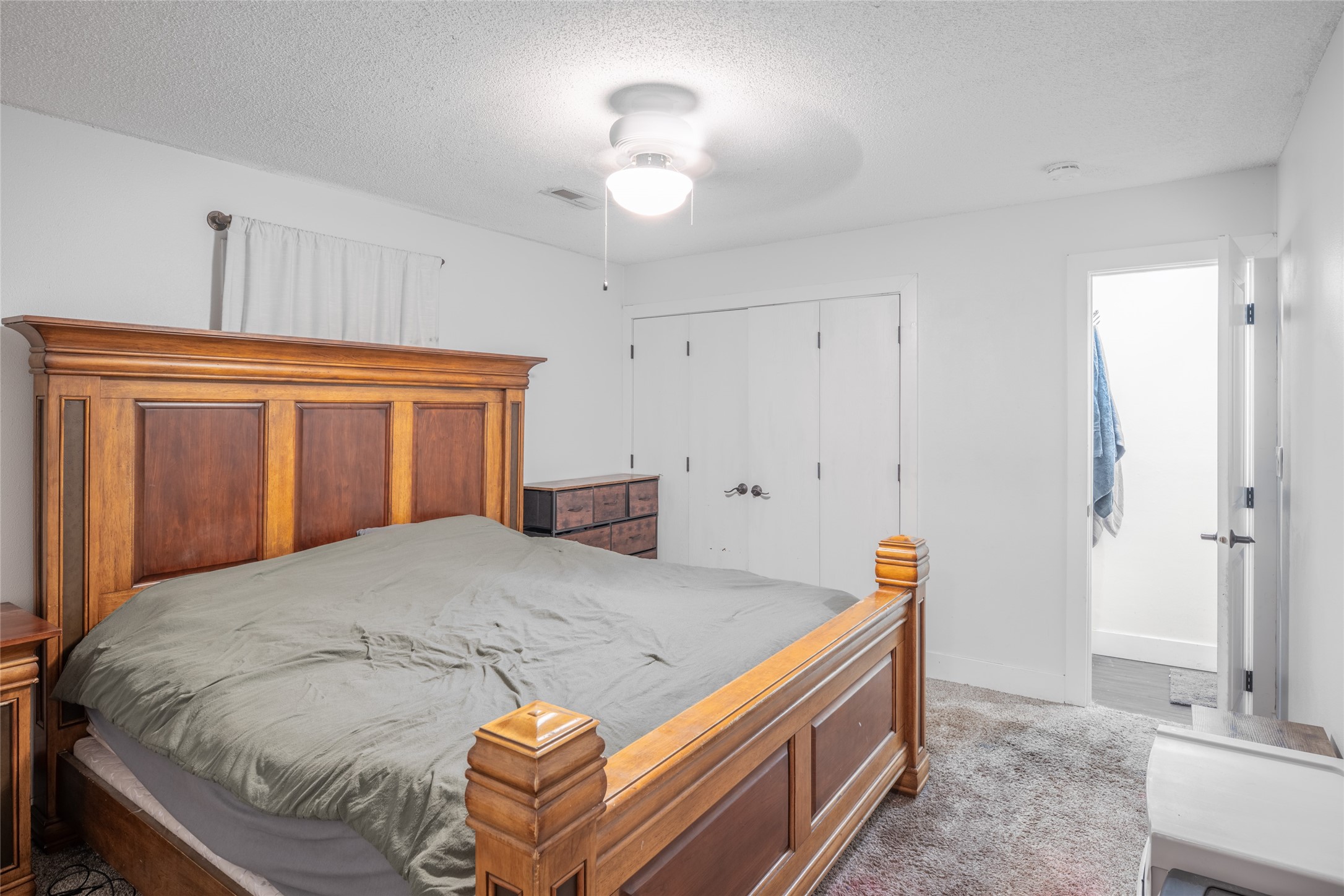 707 Walnut Avenue Property Photo 14