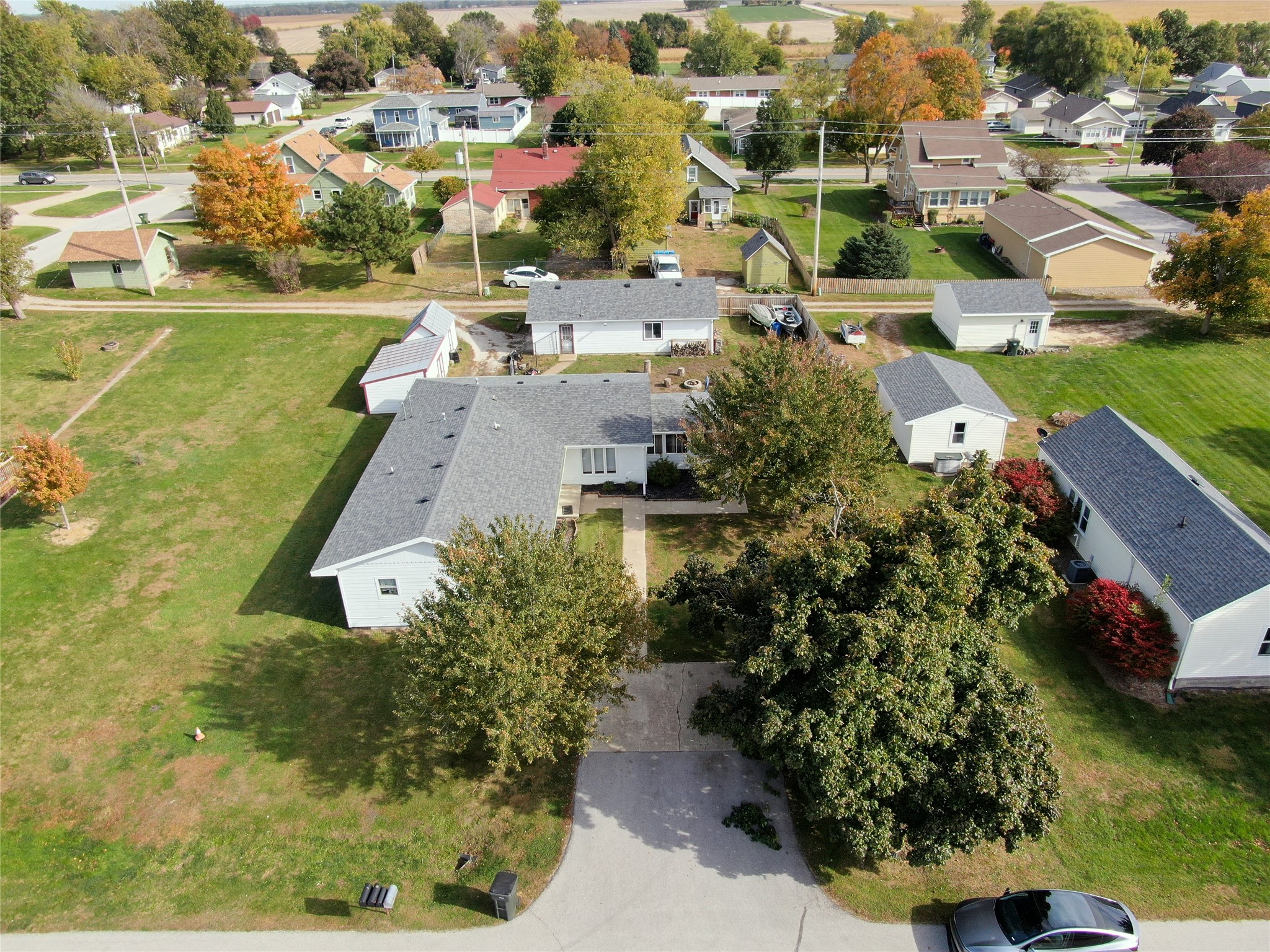 707 Walnut Avenue Property Photo 23