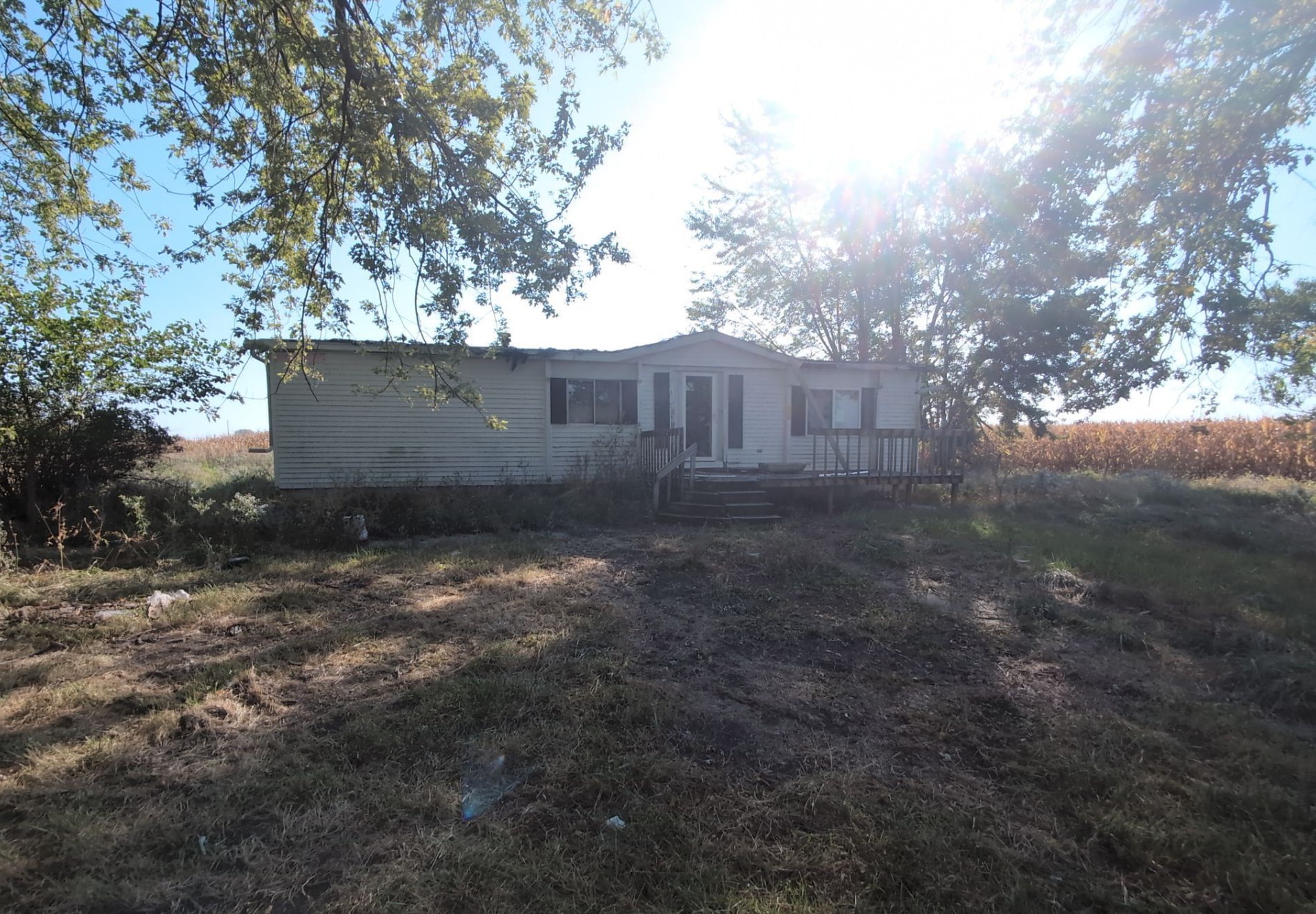 702 L Avenue Property Photo 1