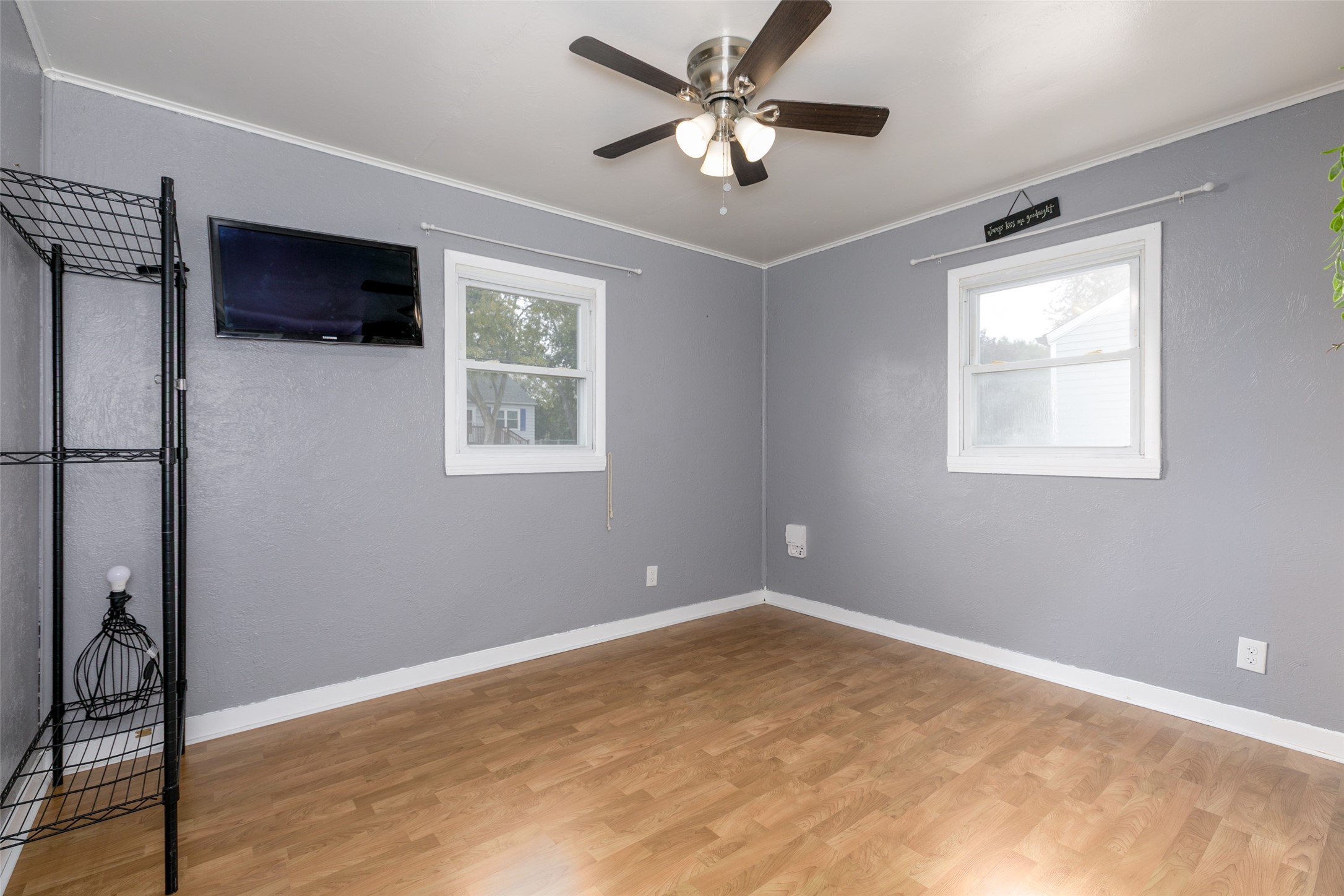 1917 59th Street Property Photo 8