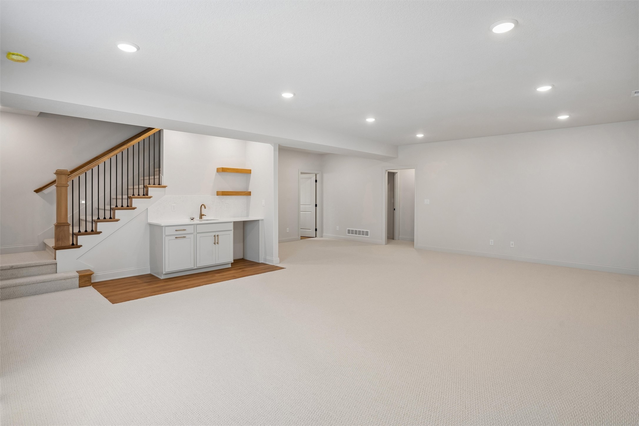 1803 Ne Frisk Drive Property Photo 24