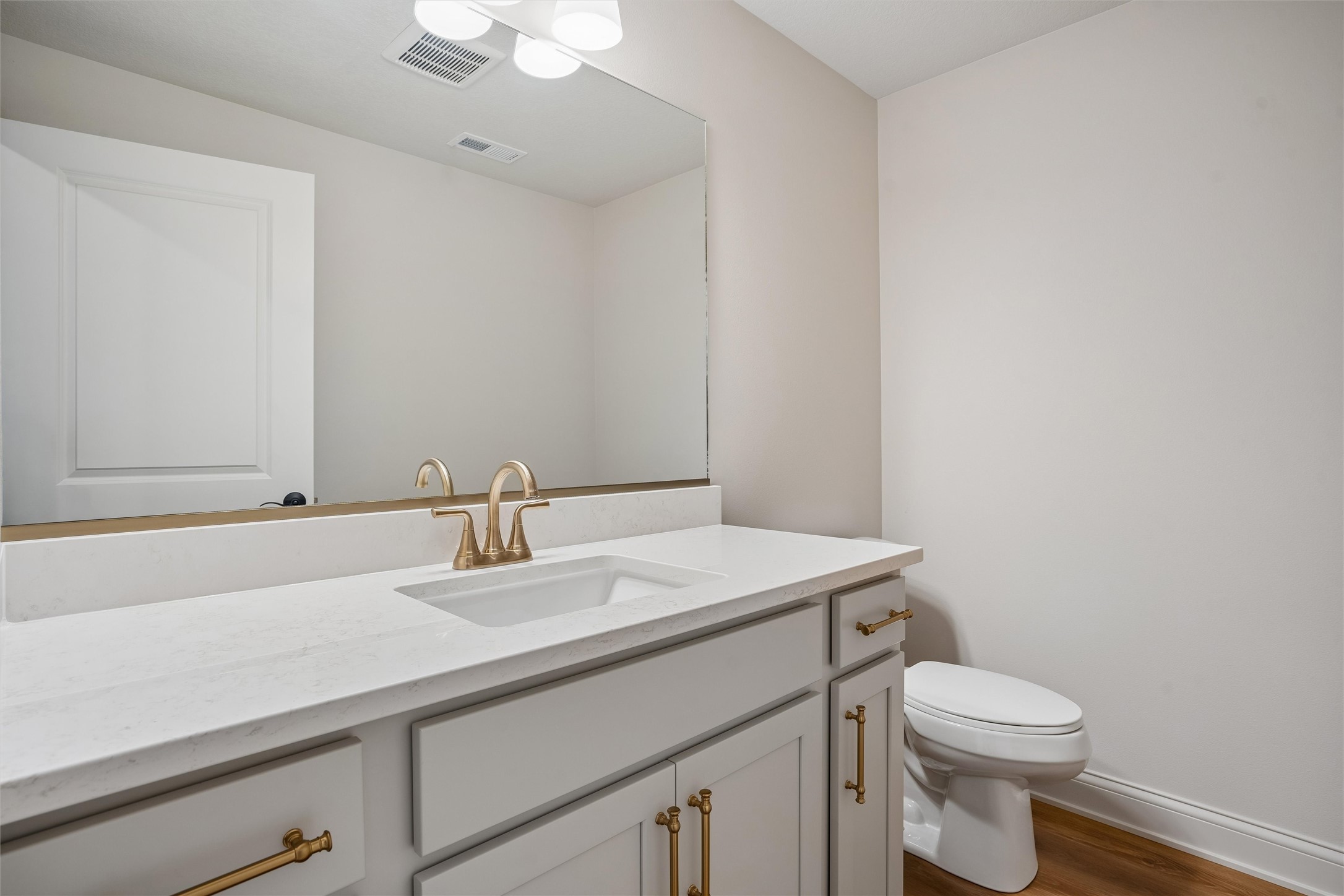 1803 Ne Frisk Drive Property Photo 28