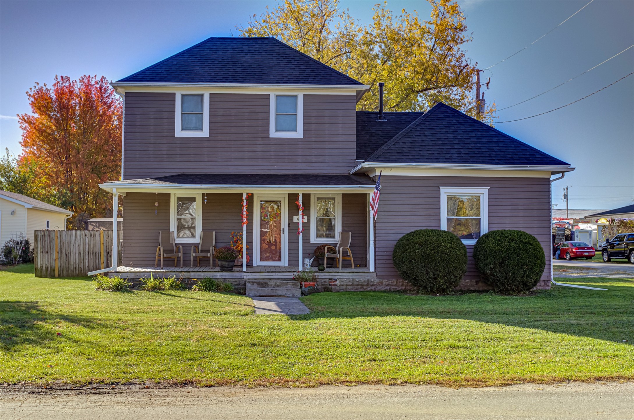 412 2nd Street Property Photo 1