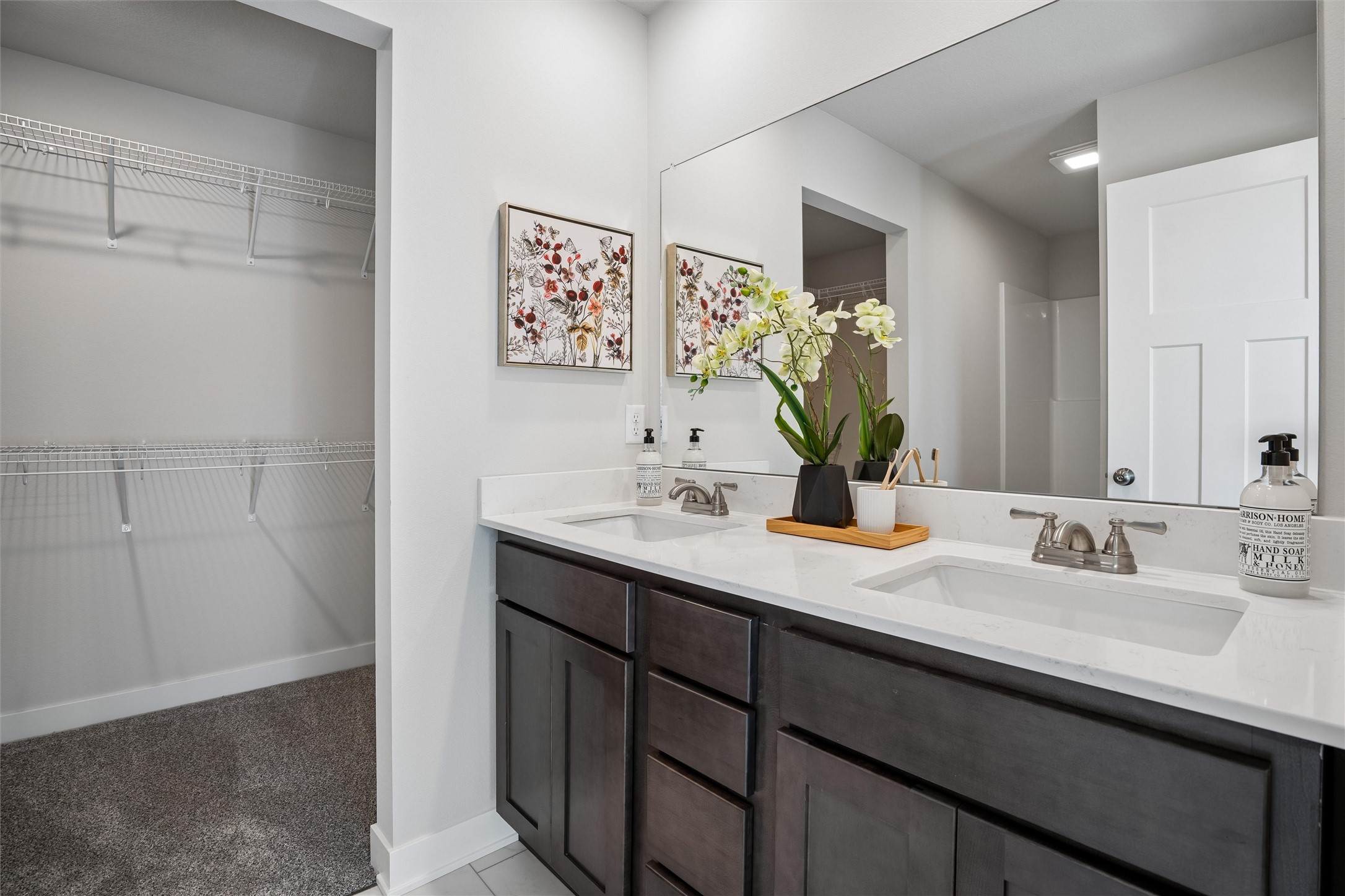 2407 Chestnut Street Property Photo 12