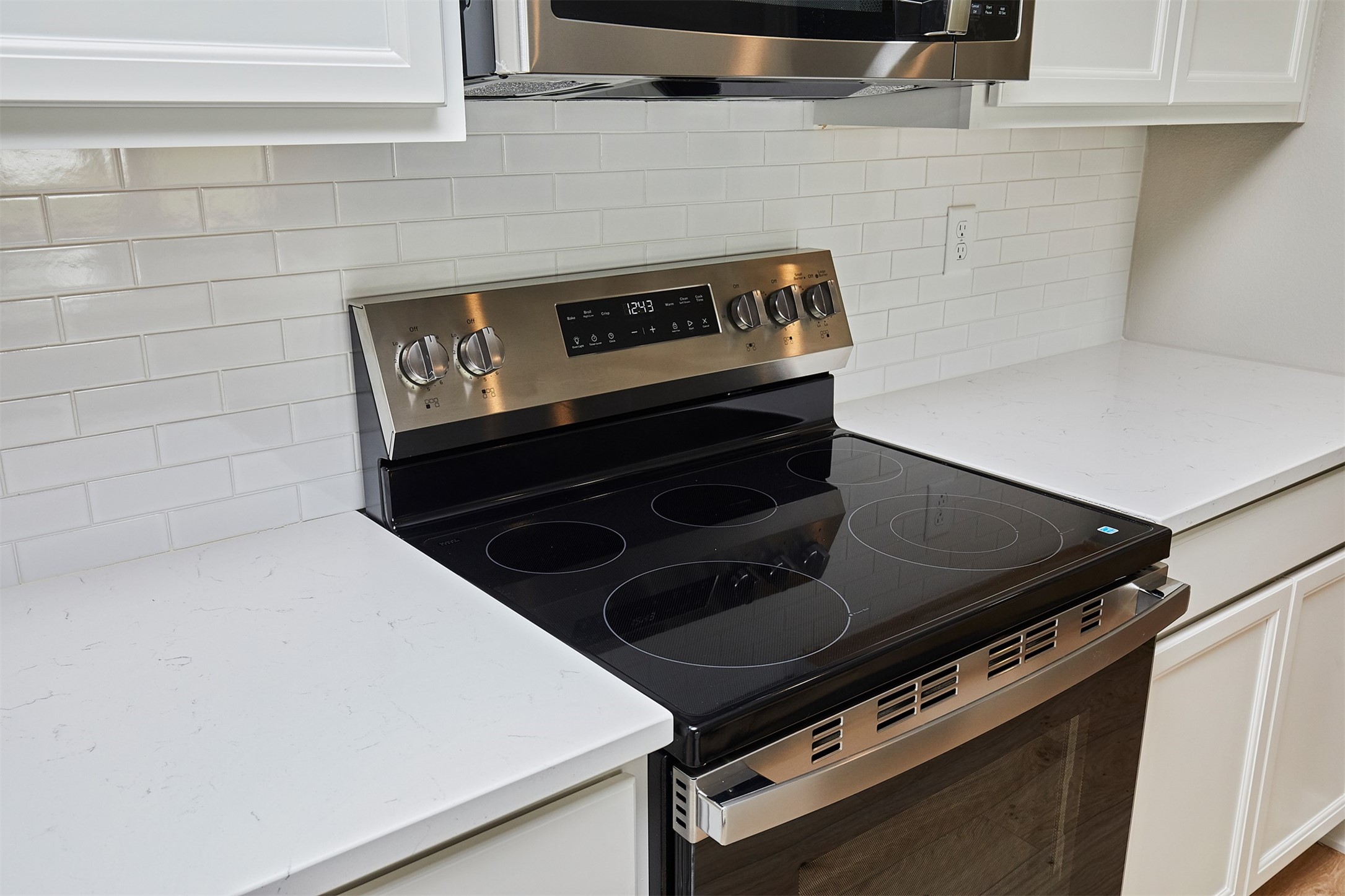 9443 Emilia Lane Property Photo 13