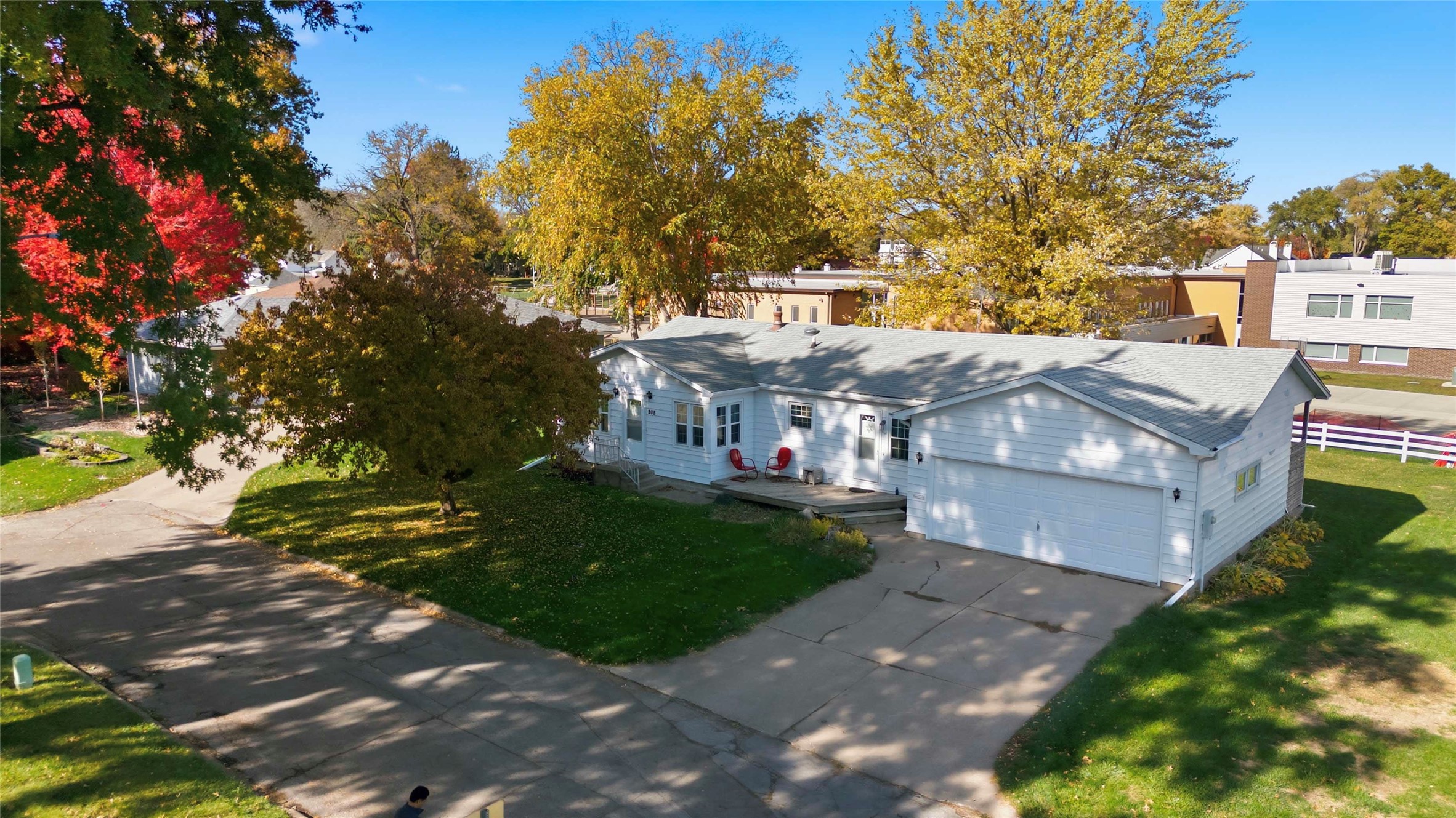 208 Union Street Property Photo 3