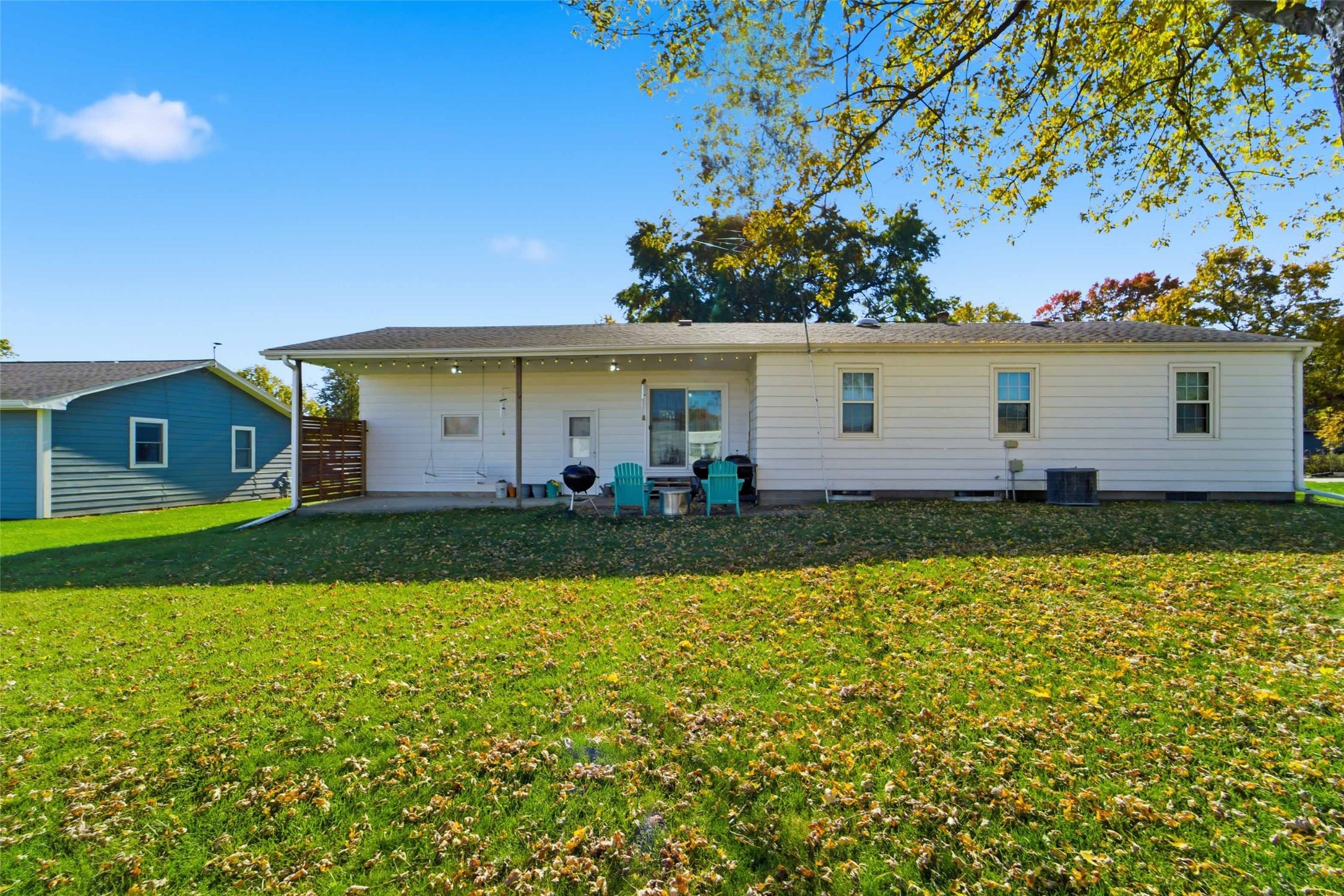 208 Union Street Property Photo 8