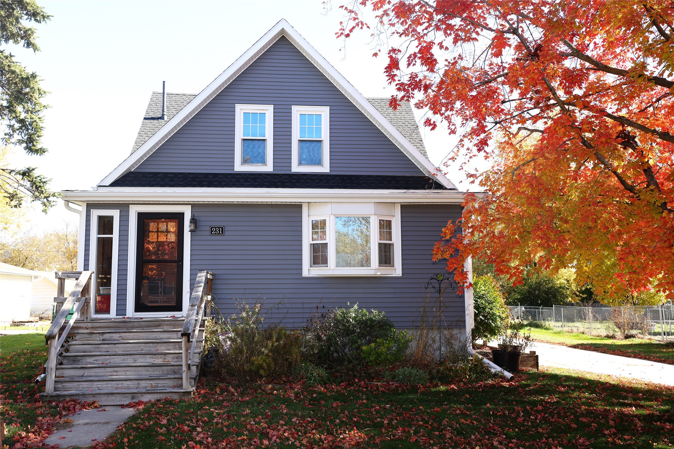 231 S 1st Street Property Photo 1