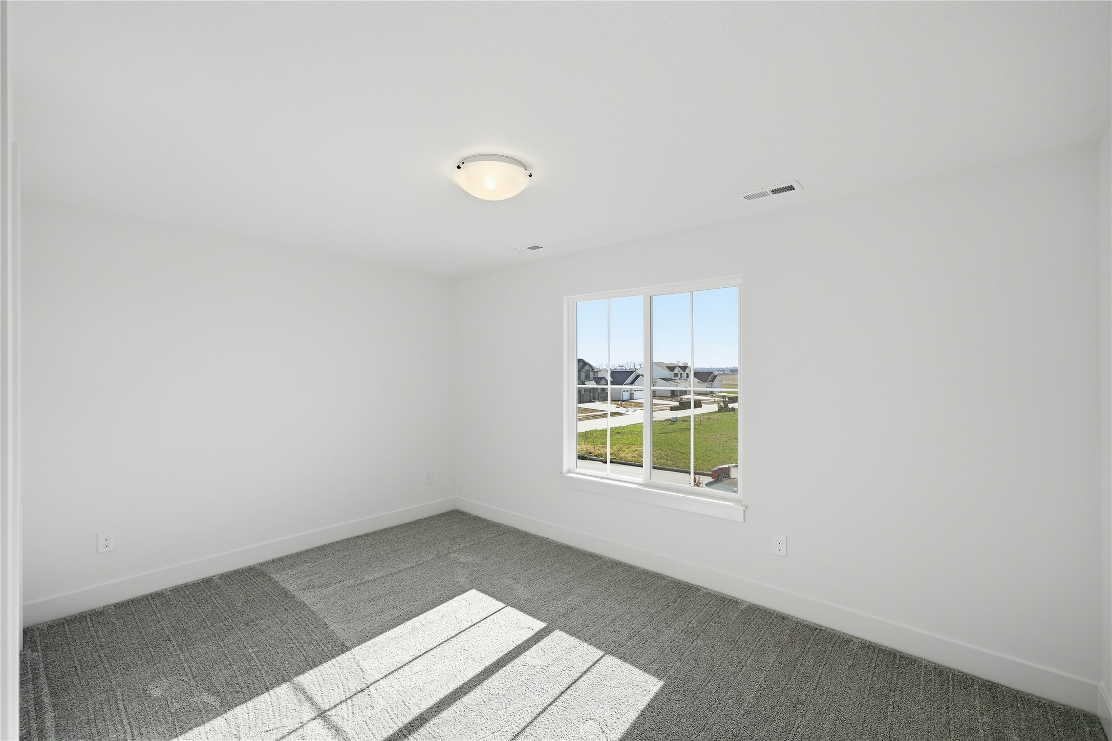 965 Nw Rolland Road Property Photo 18