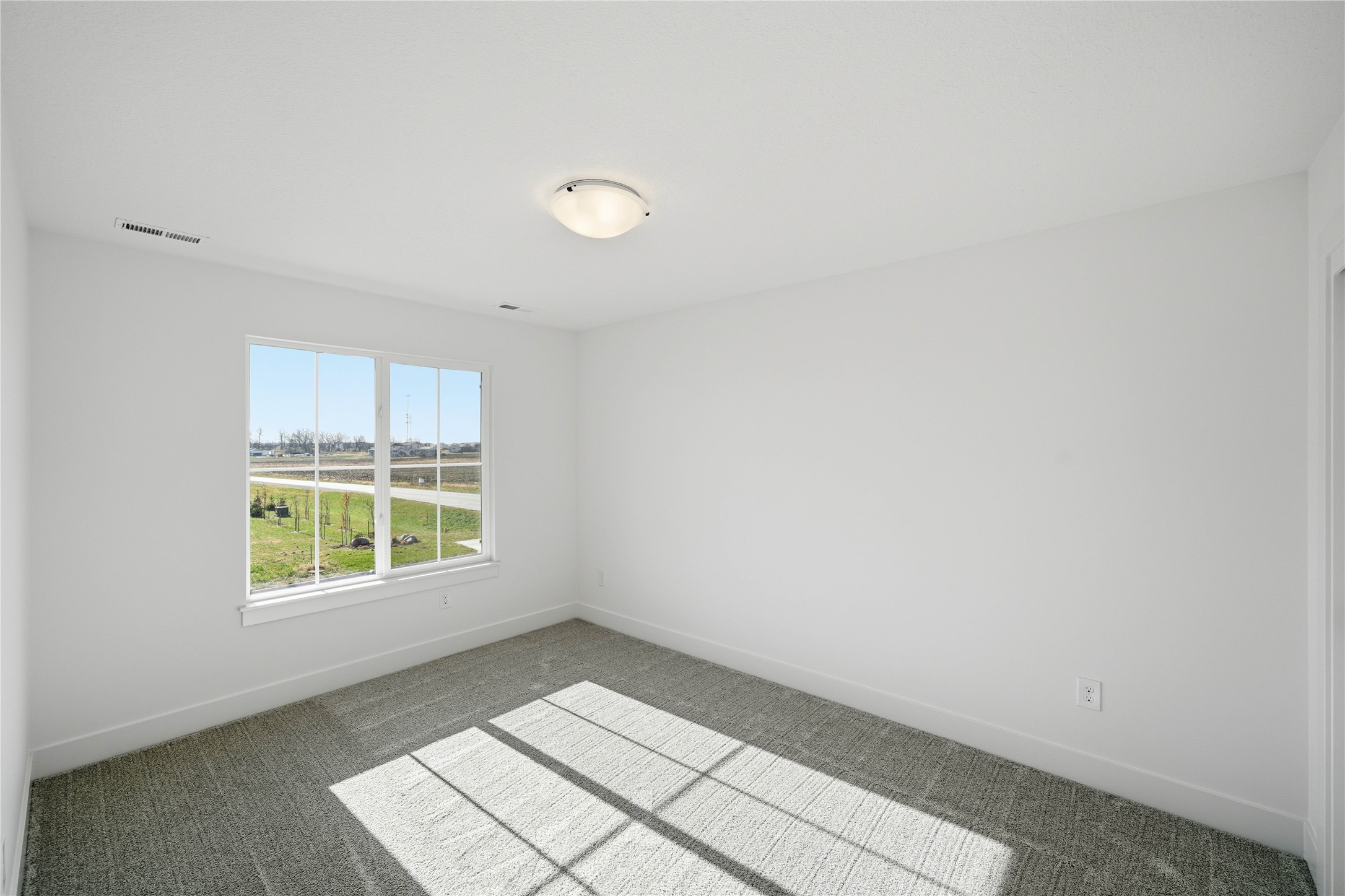 965 Nw Rolland Road Property Photo 22