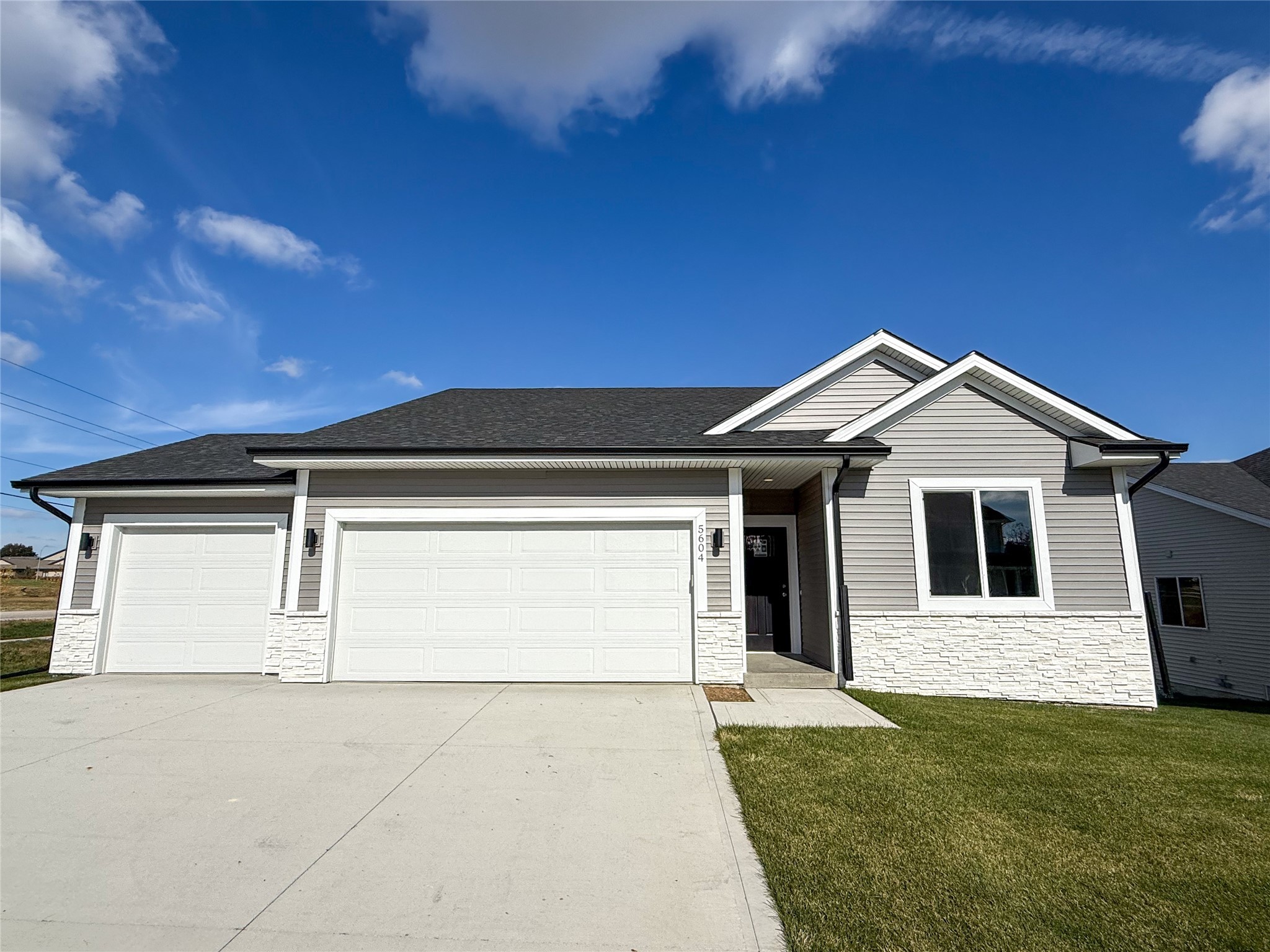 5604 Leyden Avenue Property Photo 1