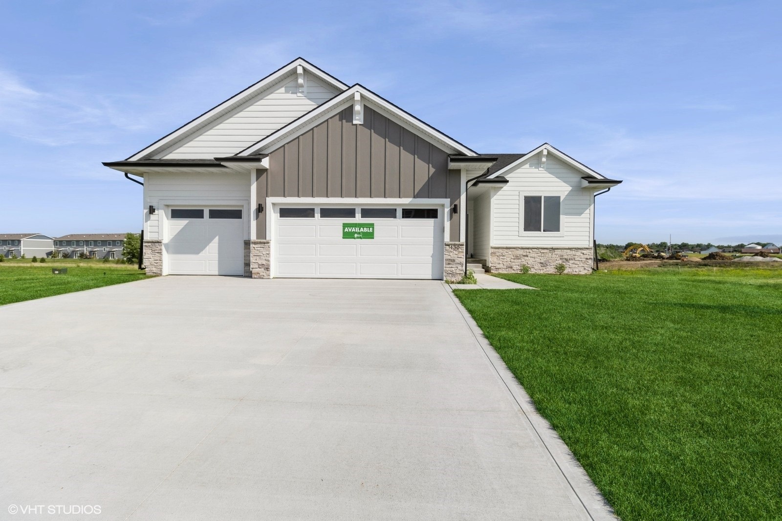 430 Nw Ryder Drive Property Photo 1