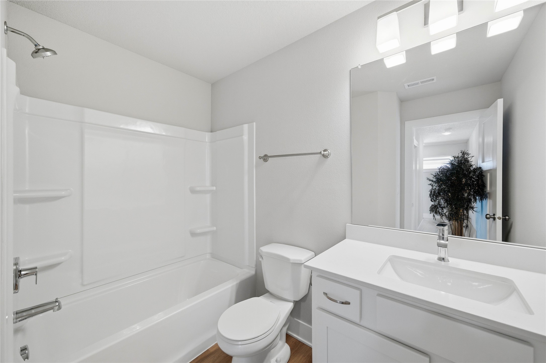 4227 5th Avenue Sw Property Photo 8