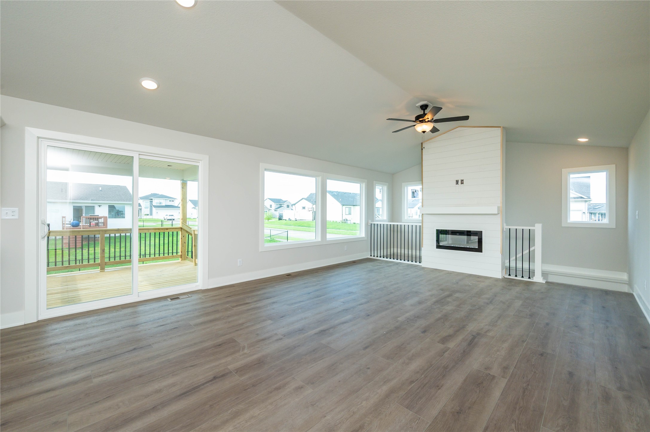 4203 Ne 7th Street Property Photo 9