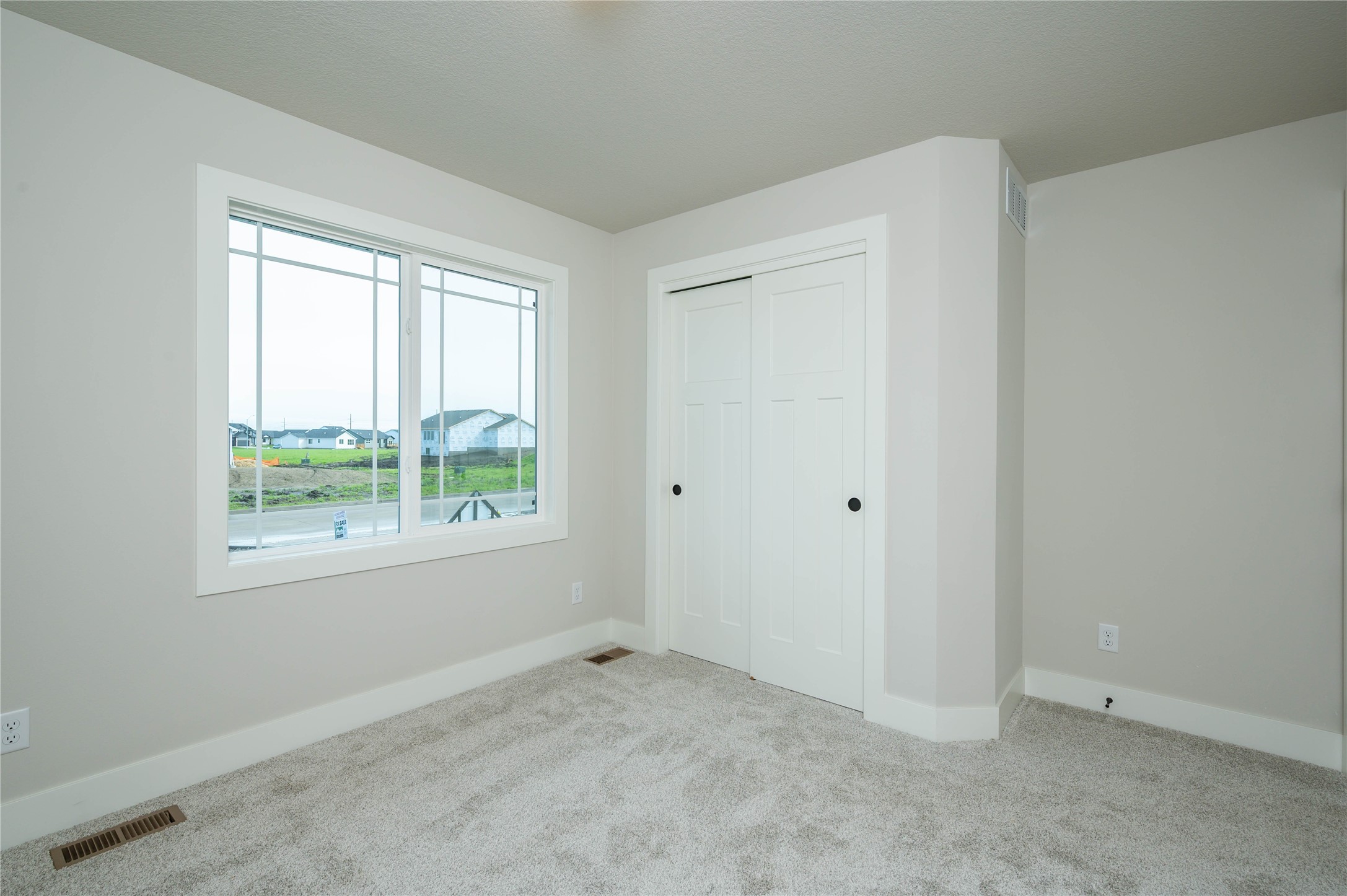 4203 Ne 7th Street Property Photo 13