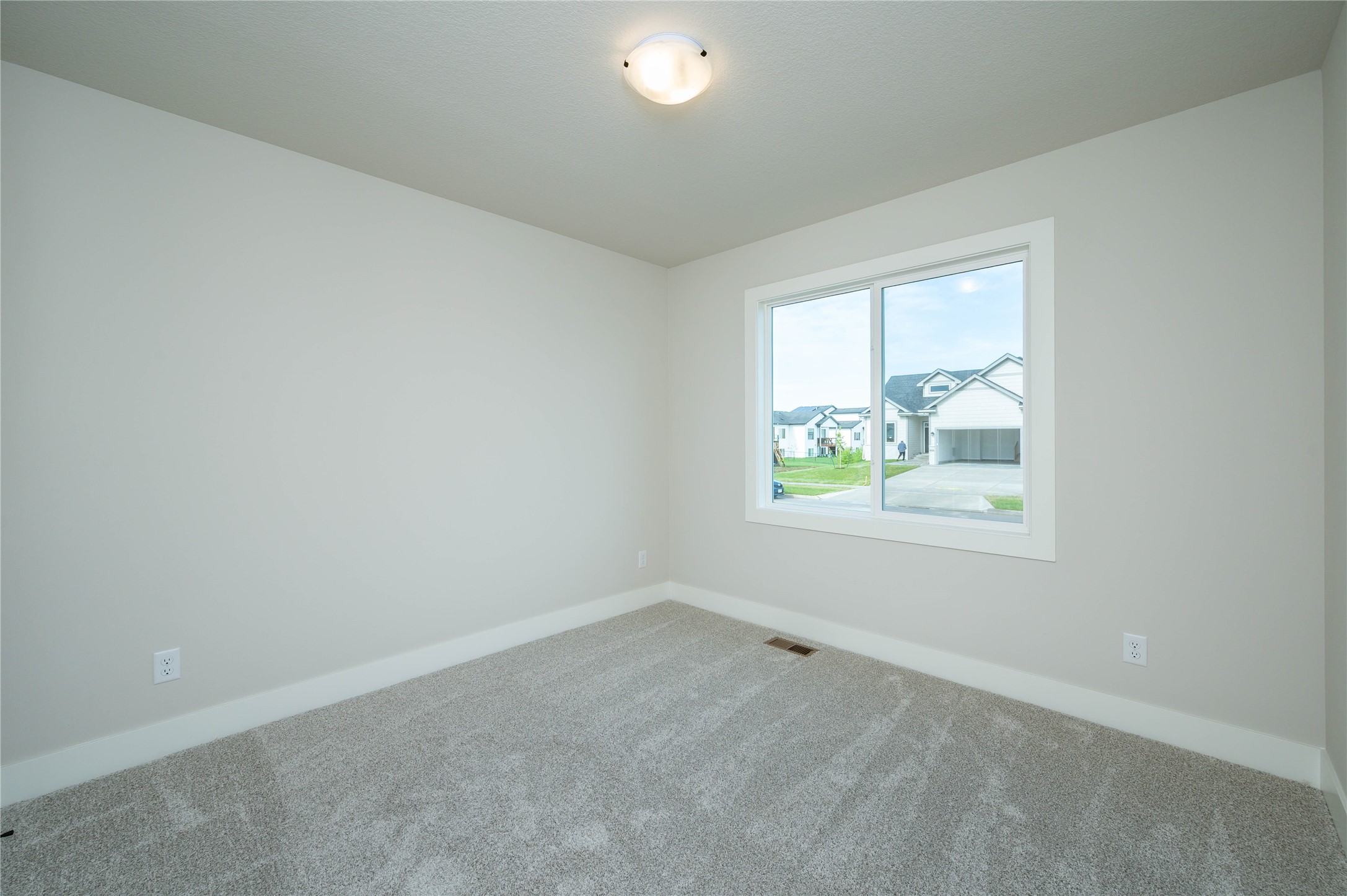 4203 Ne 7th Street Property Photo 14
