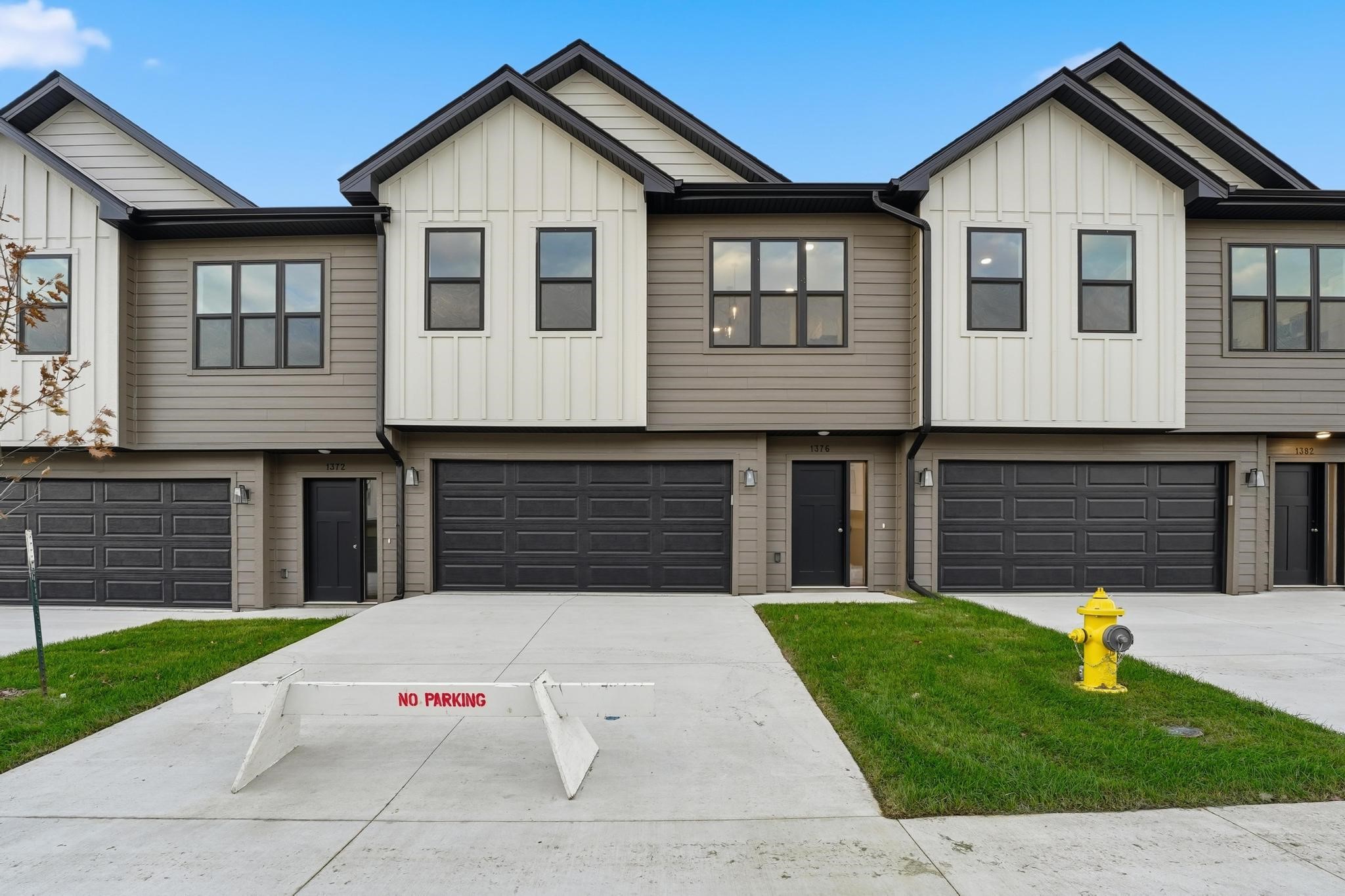 1376 Meadow Rose Place Property Photo 1