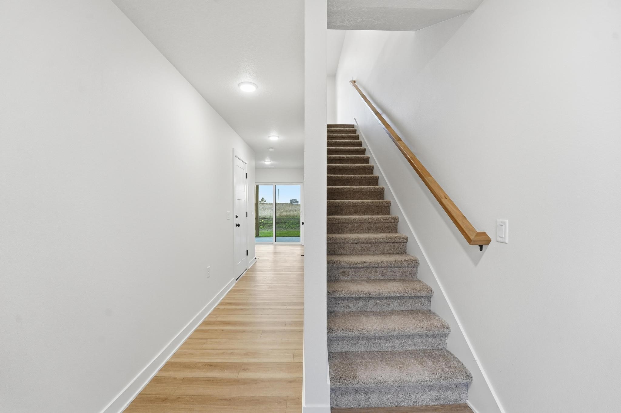 1376 Meadow Rose Place Property Photo 2