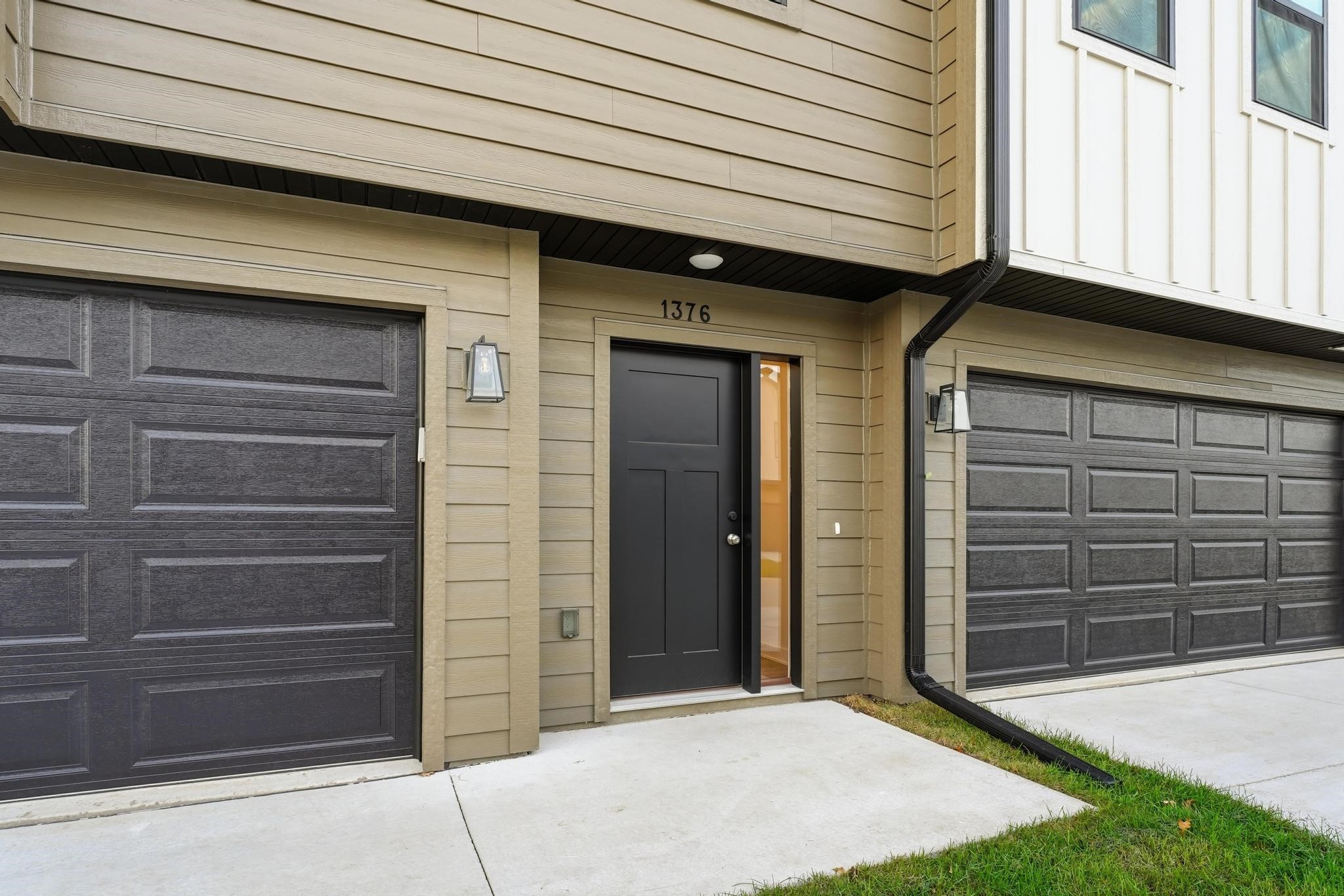 1376 Meadow Rose Place Property Photo 19
