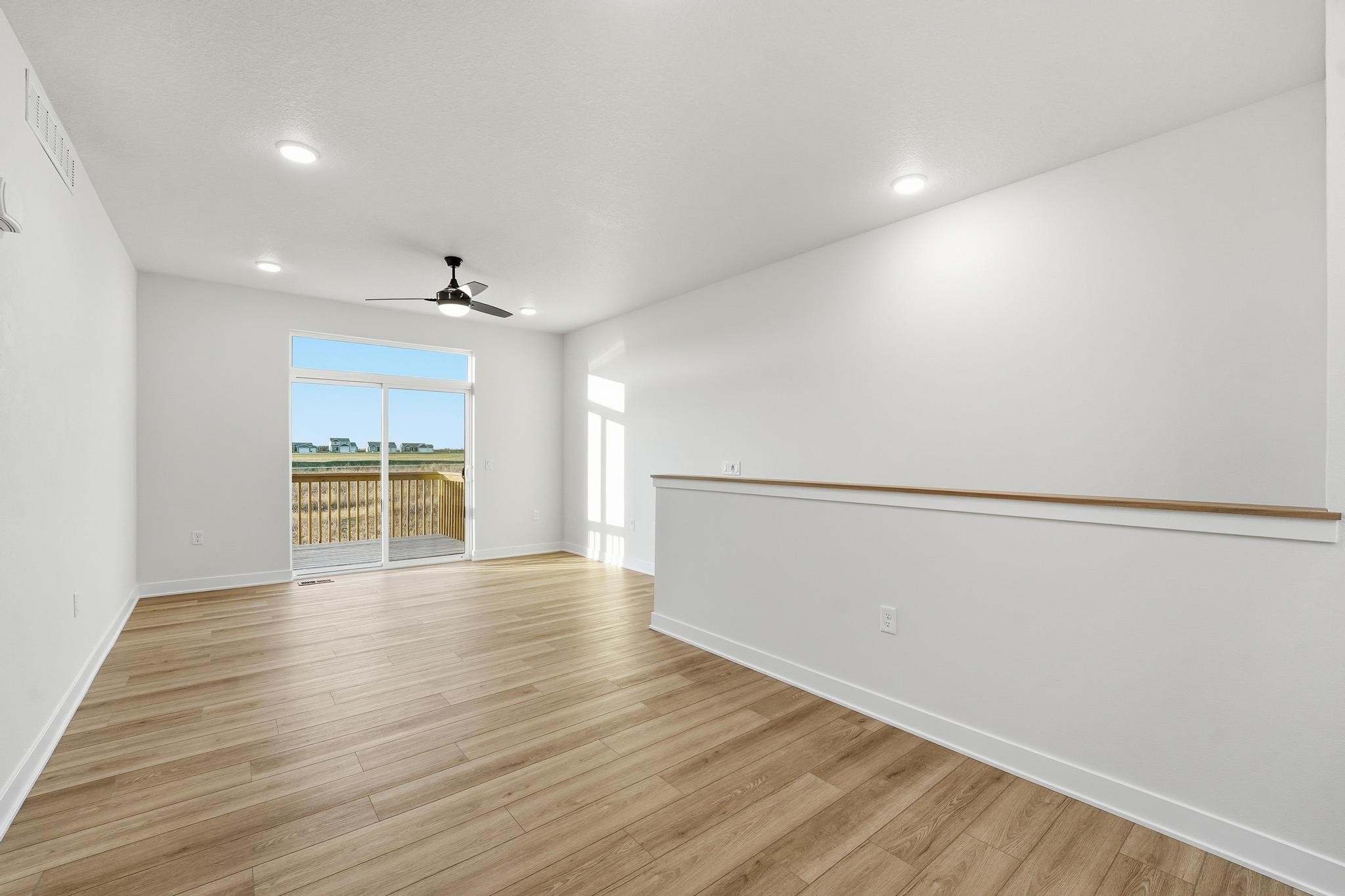 1372 Meadow Rose Place Property Photo 9