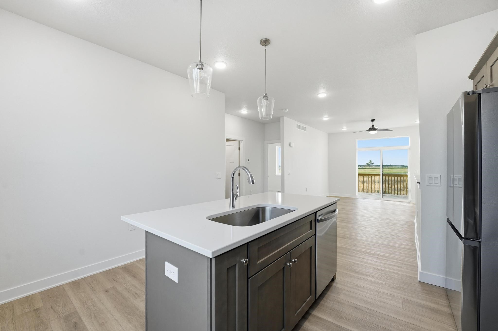 1362 Meadow Rose Place Property Photo 4