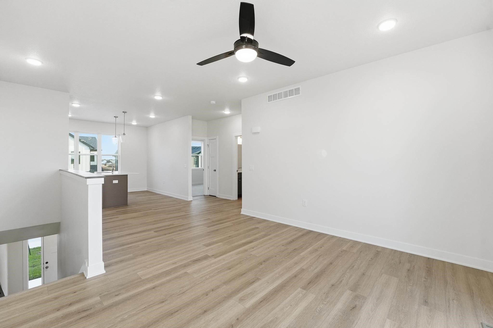 1362 Meadow Rose Place Property Photo 5