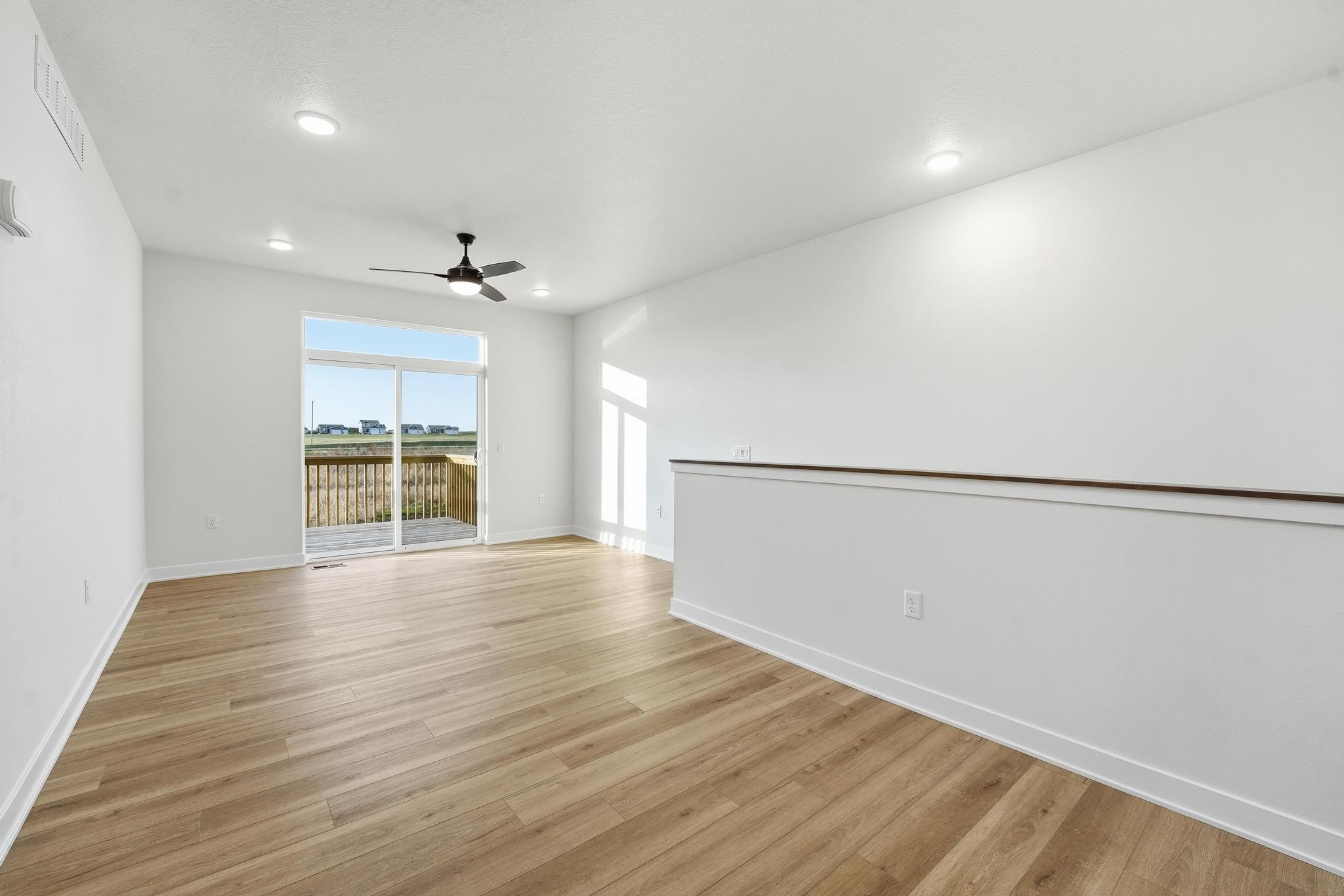 1362 Meadow Rose Place Property Photo 6