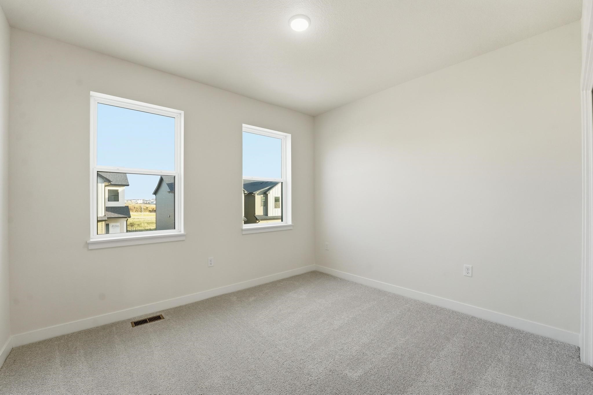 1362 Meadow Rose Place Property Photo 9