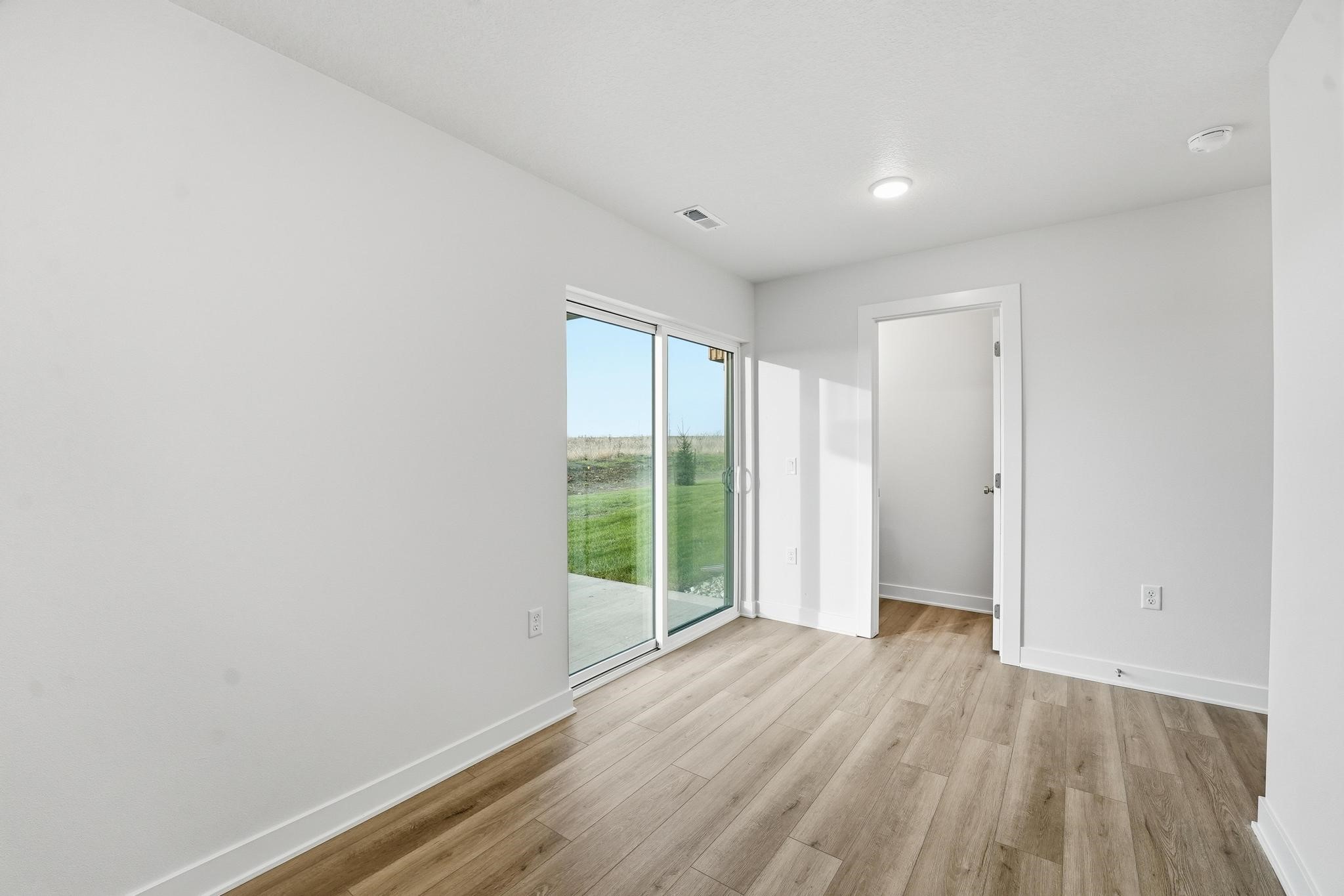 1362 Meadow Rose Place Property Photo 13